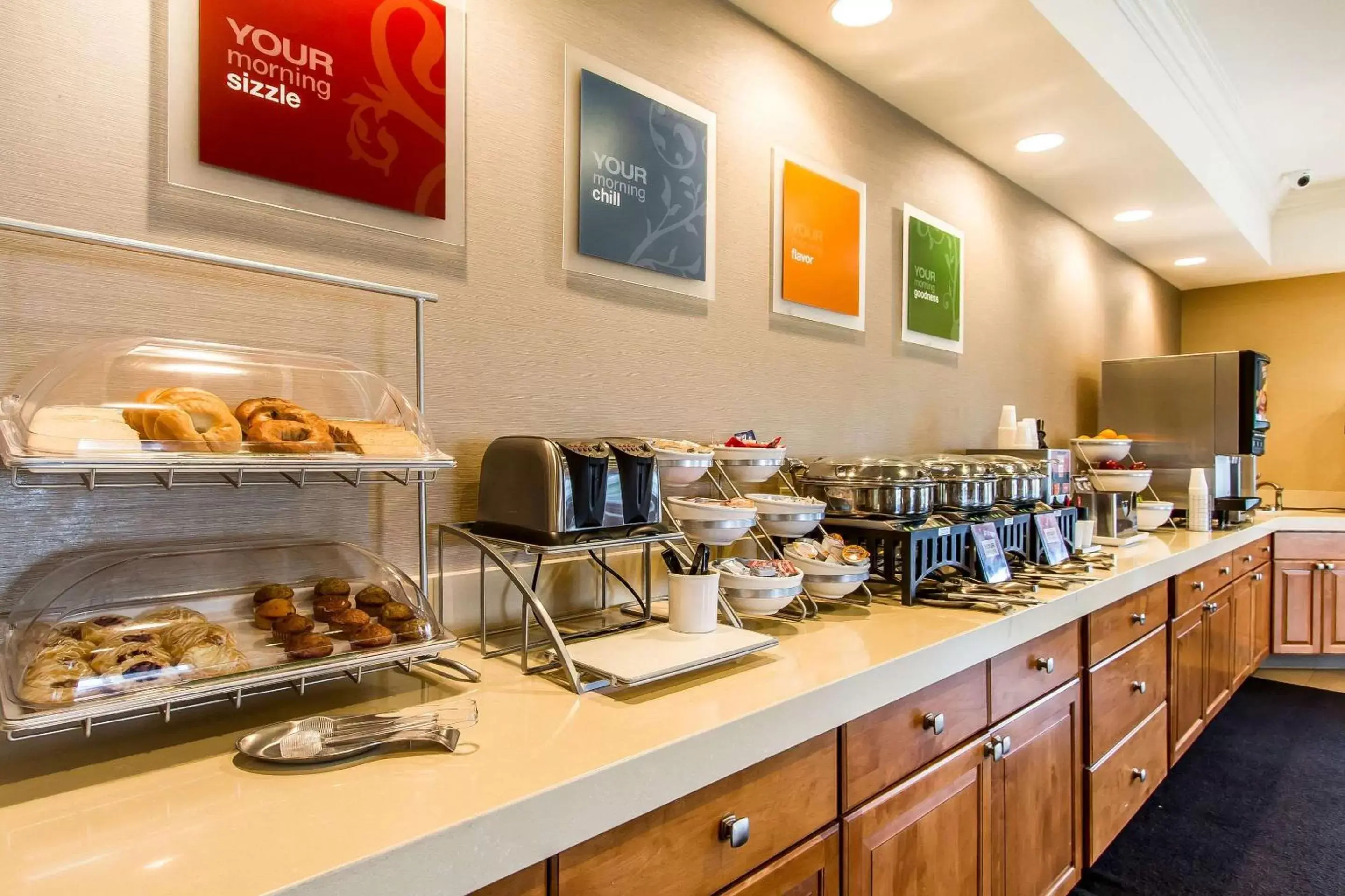 Restaurant/places to eat in Comfort Suites Mattoon East Restaurant/places to eat in Comfort Suites Mattoon East