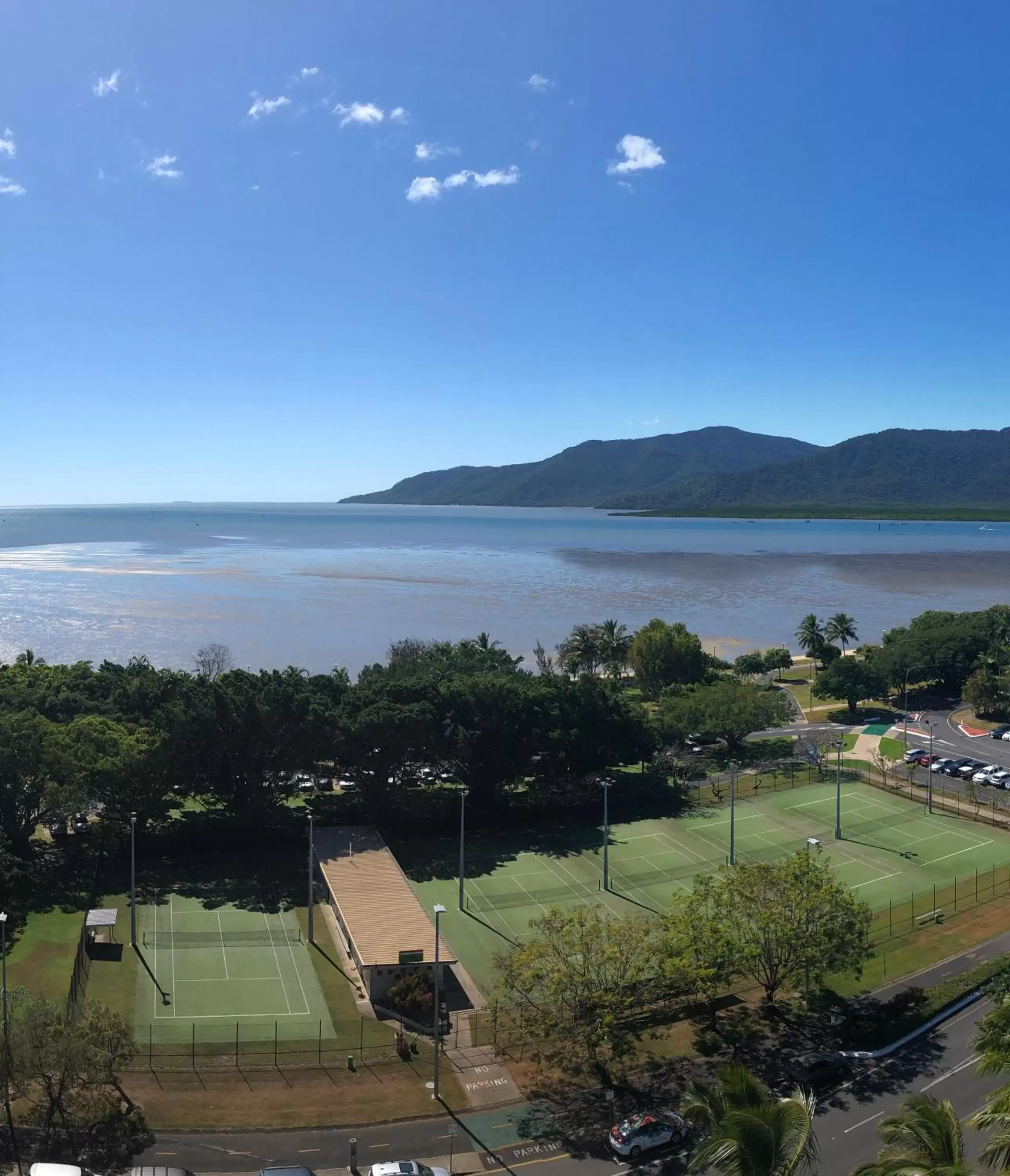 Rydges Esplanade Resort Cairns