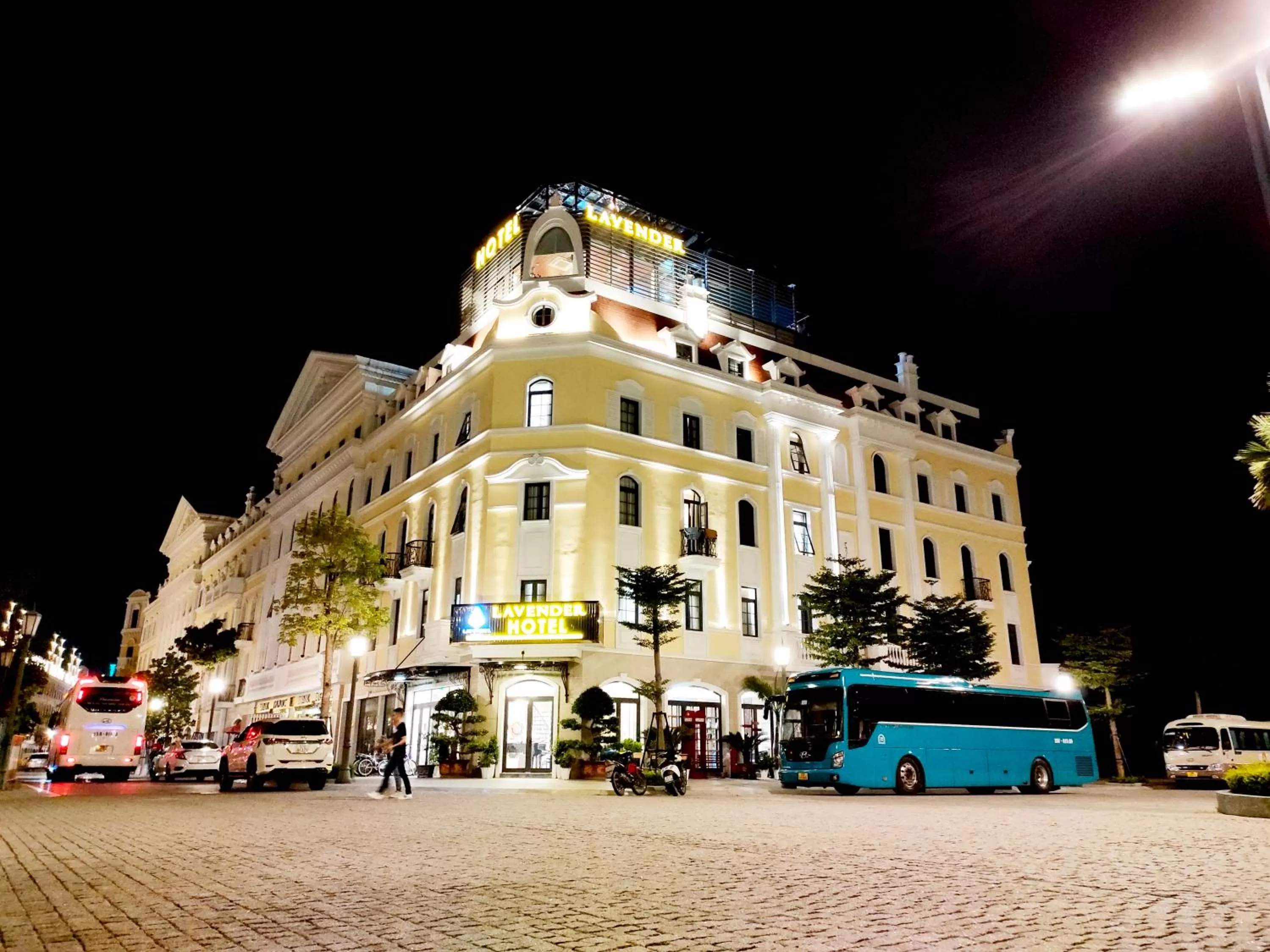 Property building in Halong Lavender Hotel