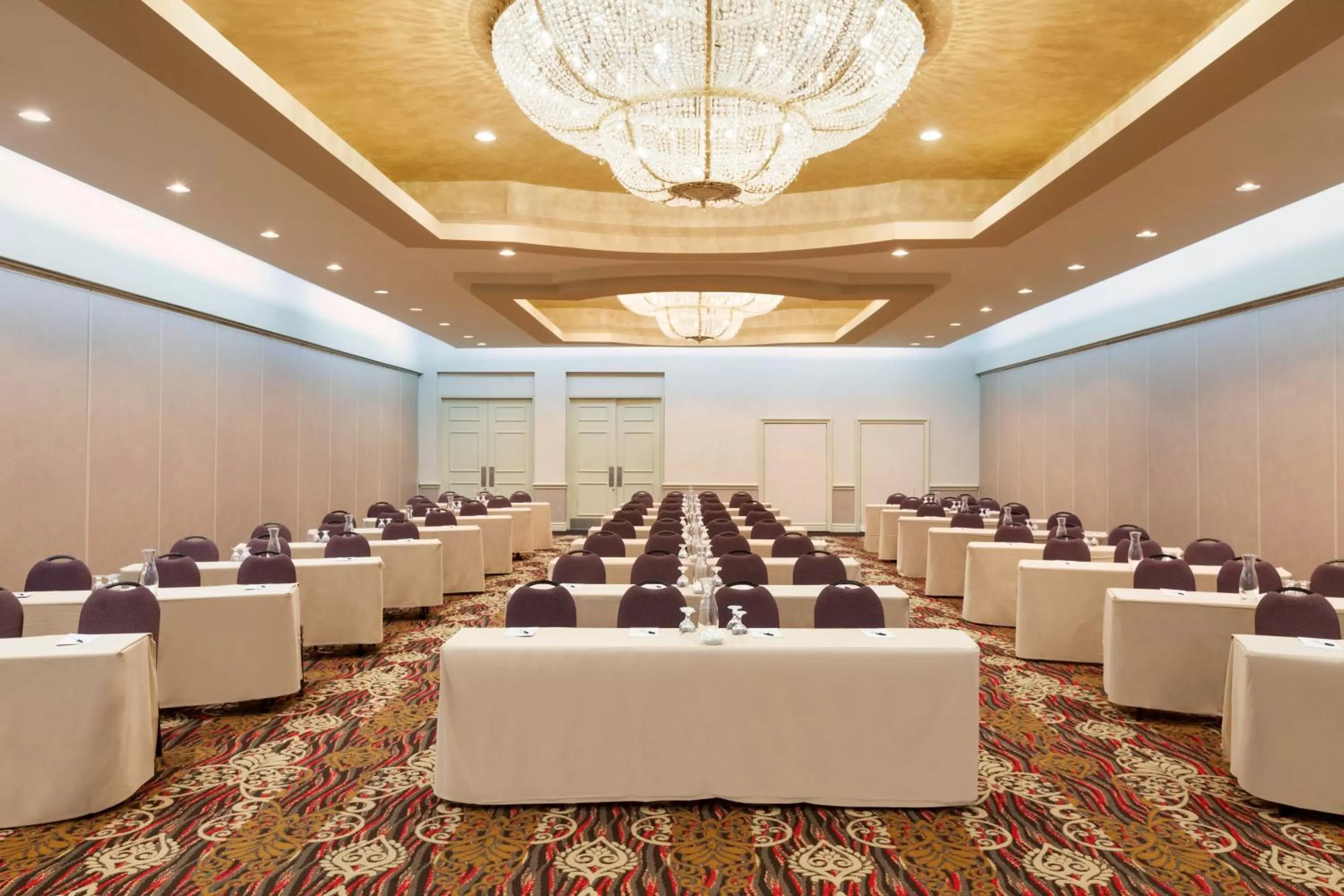 Business facilities in USC Hotel