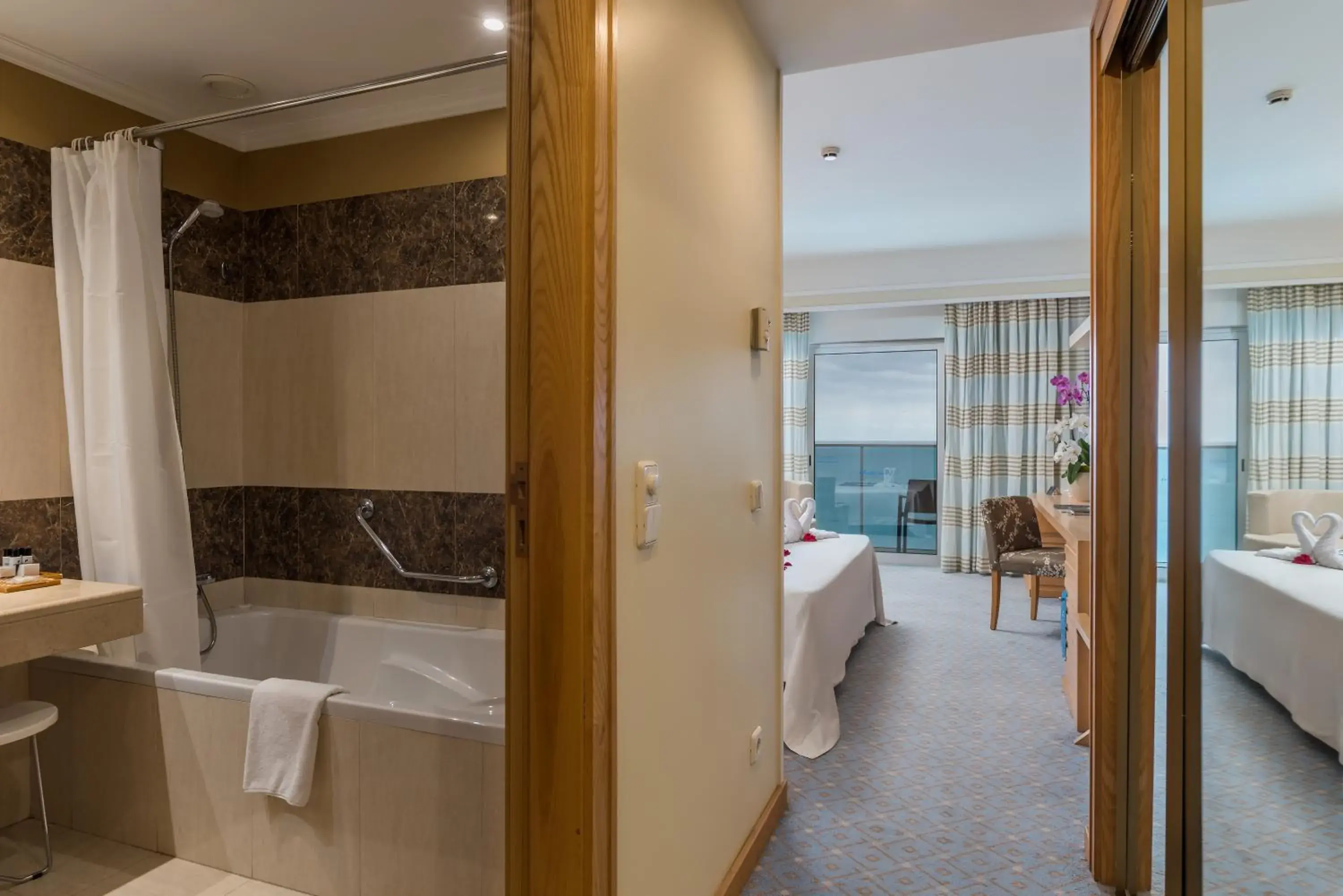 Bedroom, Bathroom in Pestana Carlton Madeira Ocean Resort Hotel