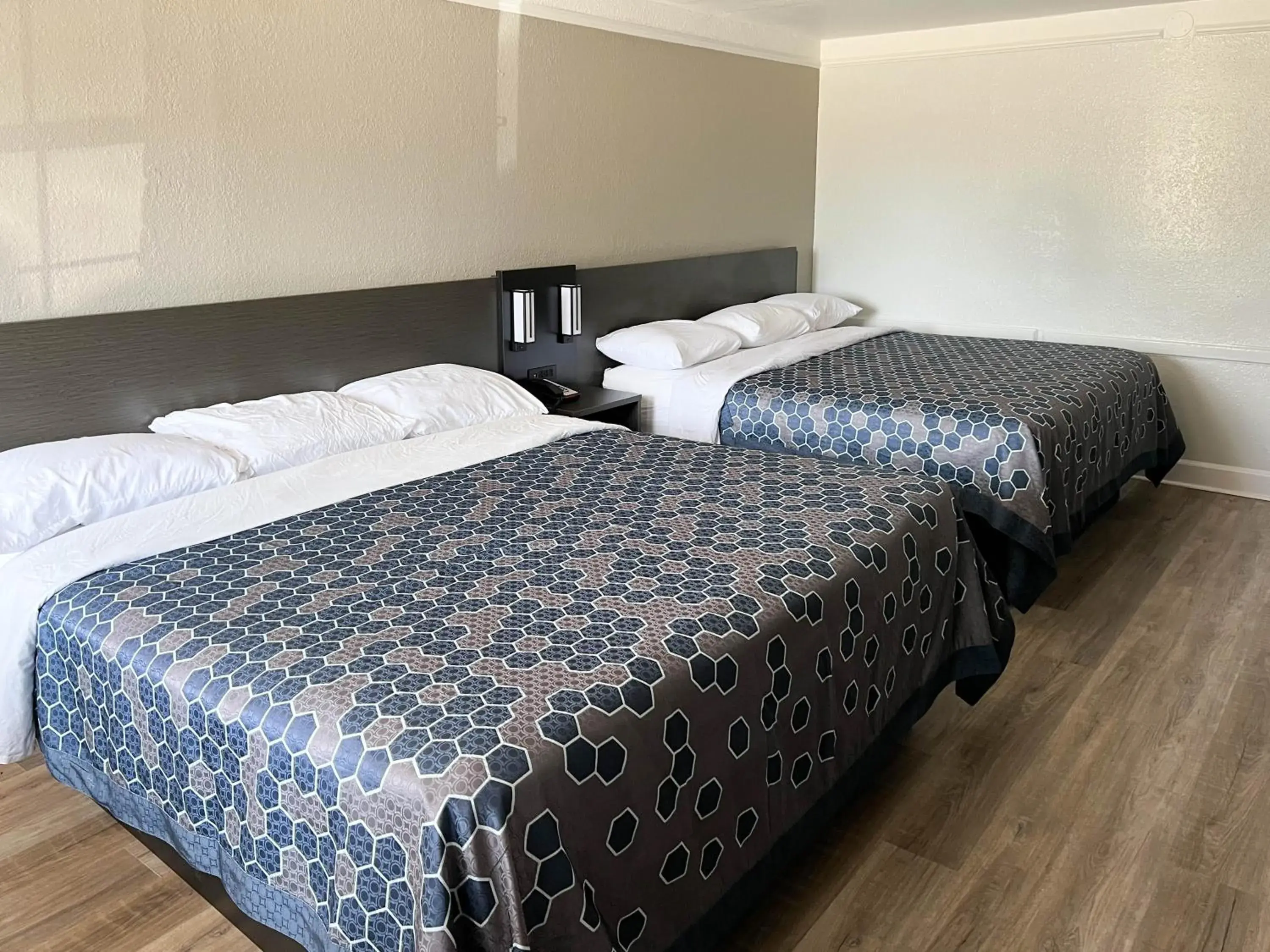 Bedroom, Bed in Motel 6-Monroe, LA Bedroom, Bed in Motel 6-Monroe, LA