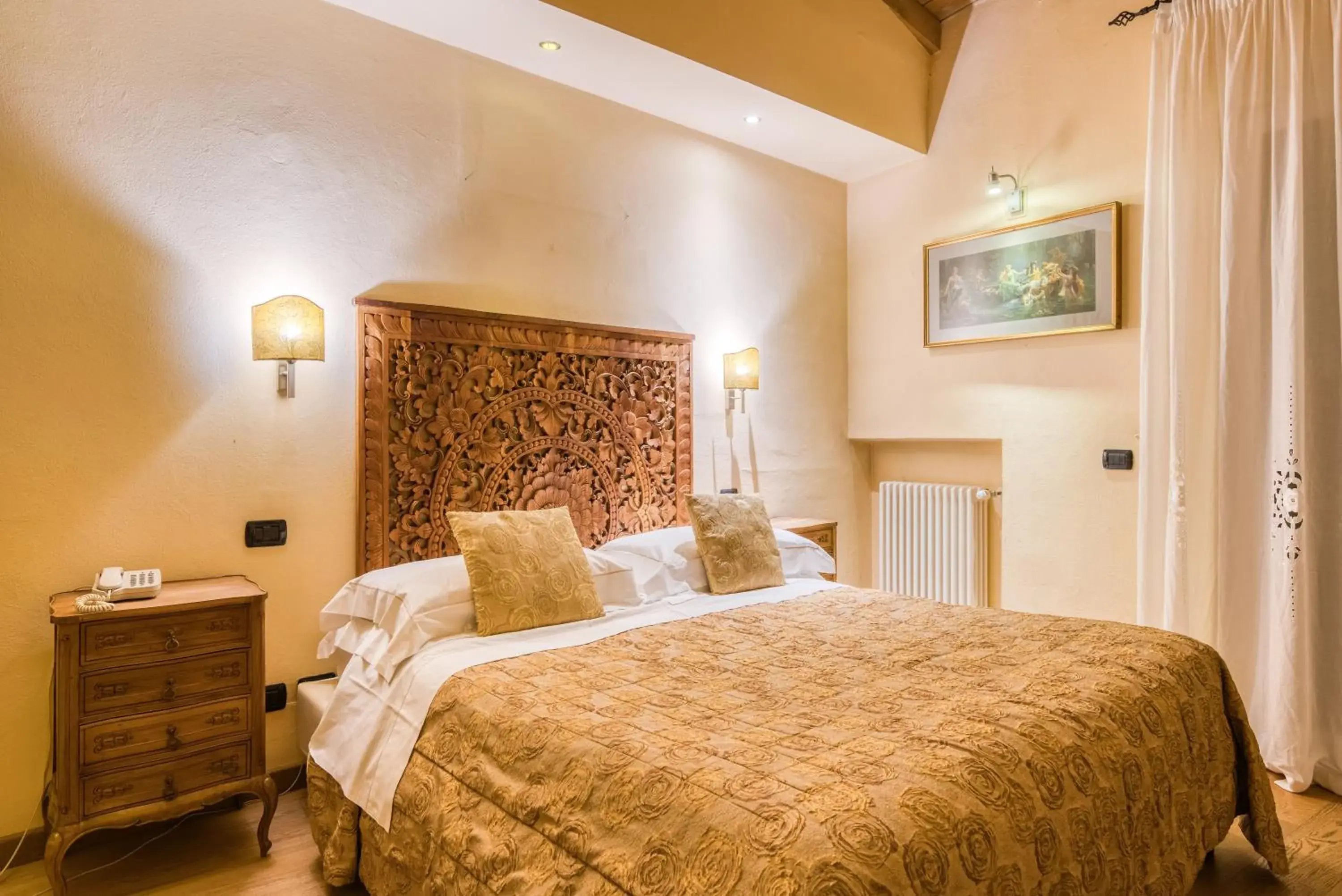 Bed in Boutique Hotel Scalzi - Adults Only