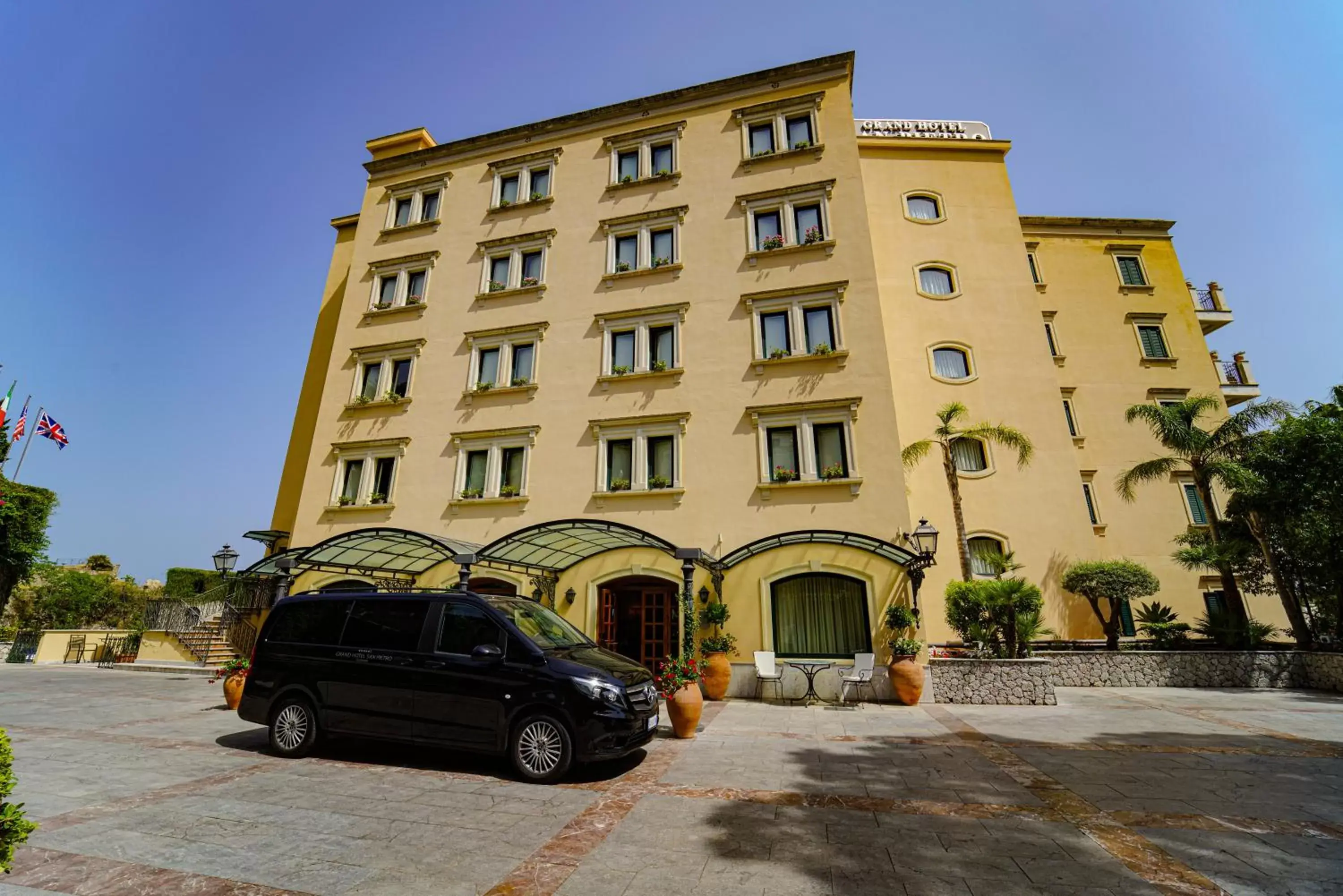 Property Building in Grand Hotel San Pietro Relais & Chateaux