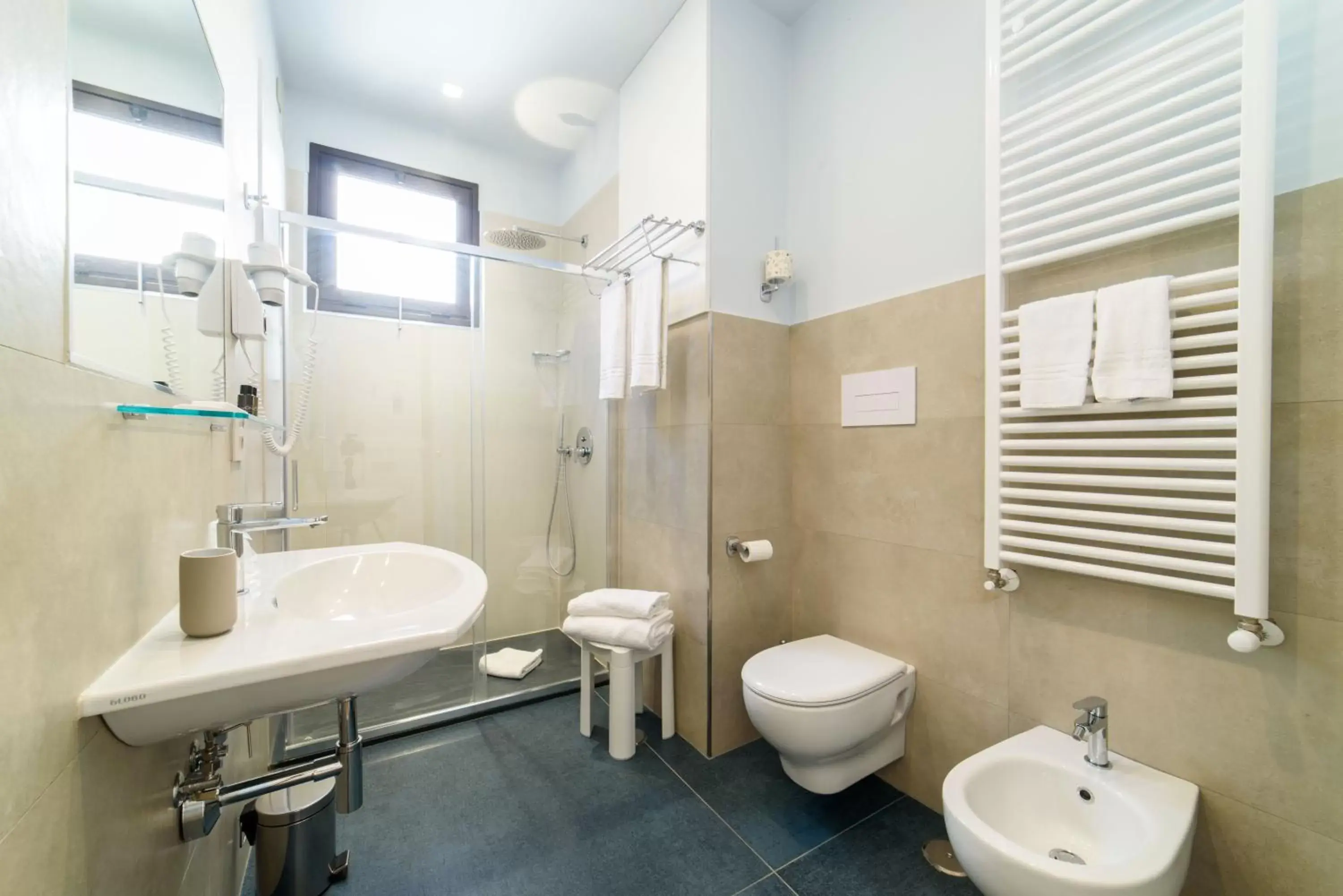 Bathroom in Hotel Palace