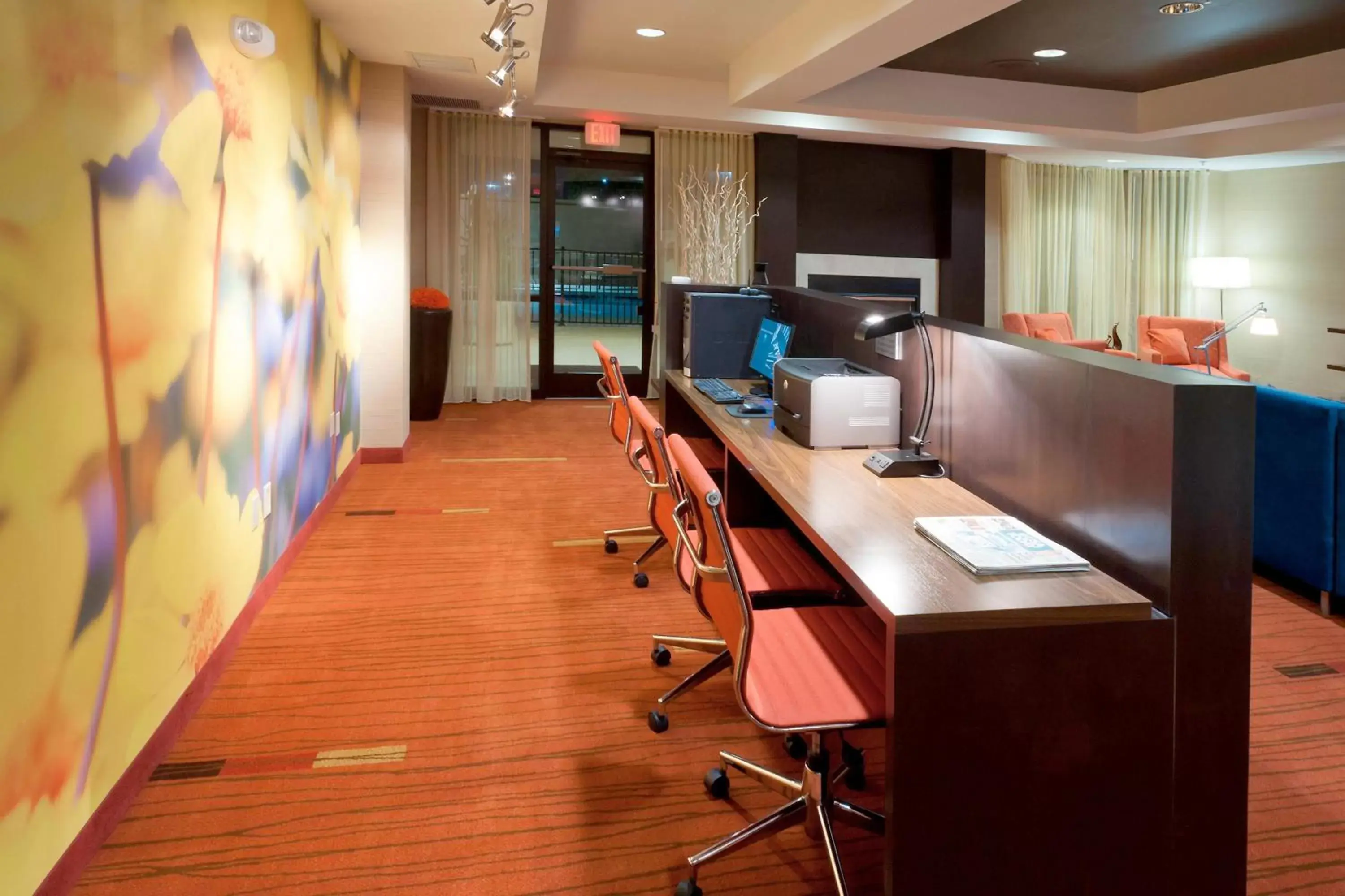 Business facilities in Courtyard by Marriott Lakeland