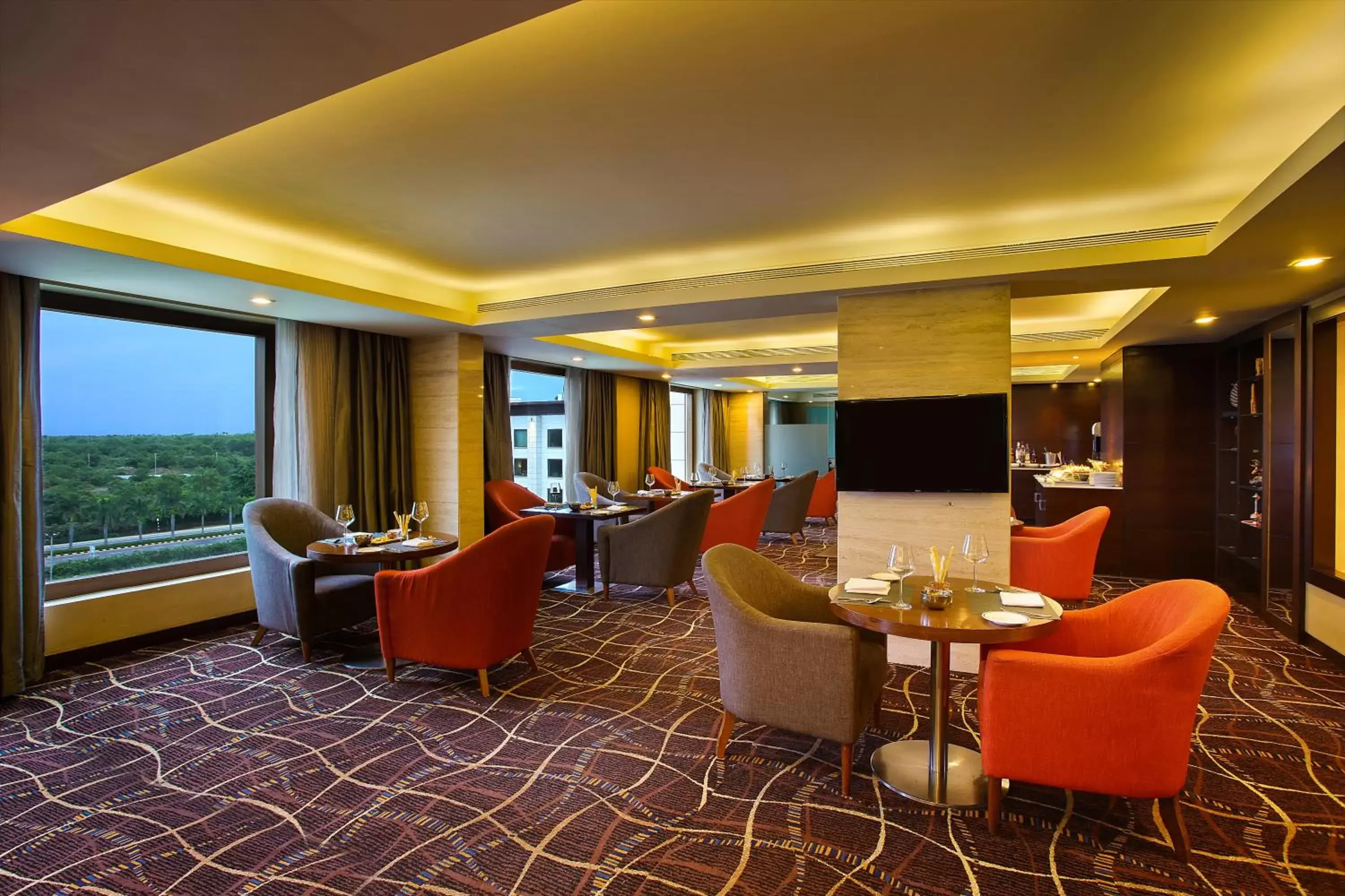 Lounge or bar in Novotel Hyderabad Airport