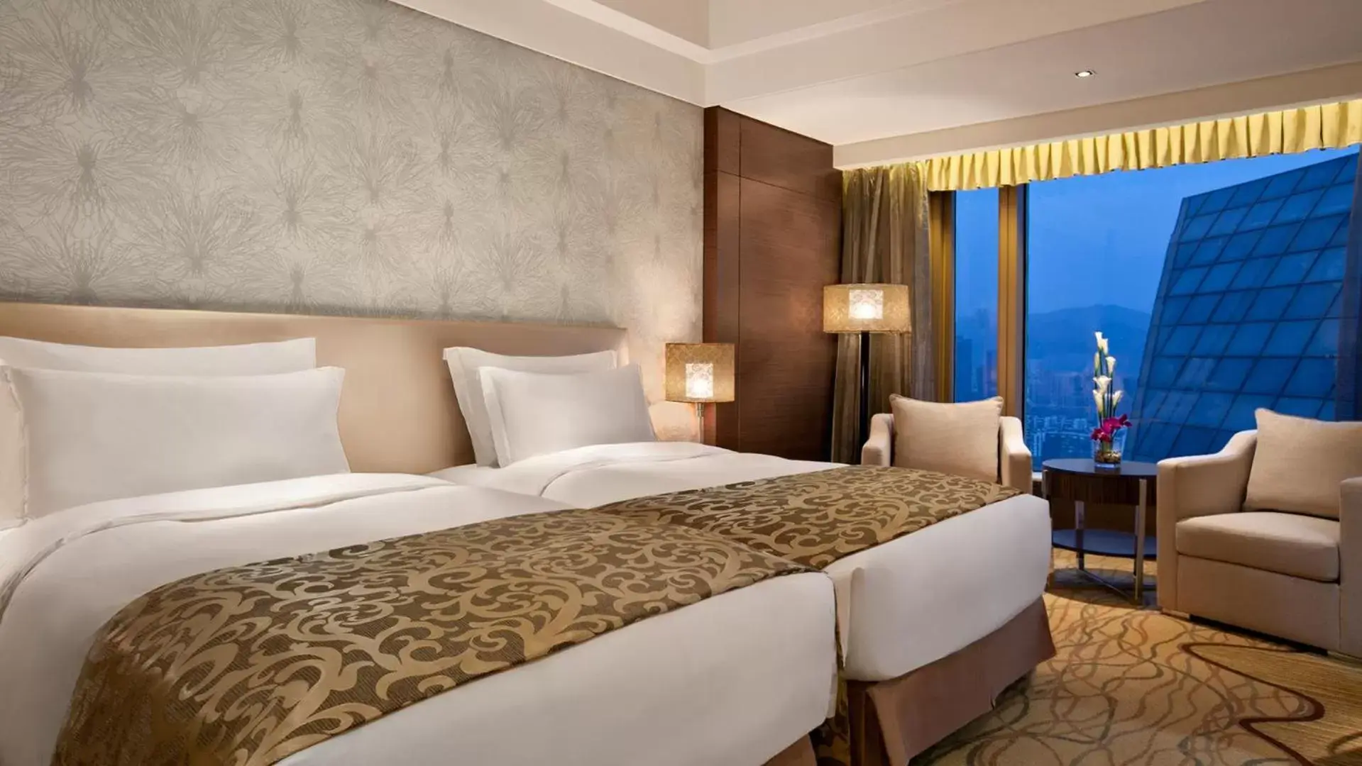 Bed in Kempinski Hotel Chongqing