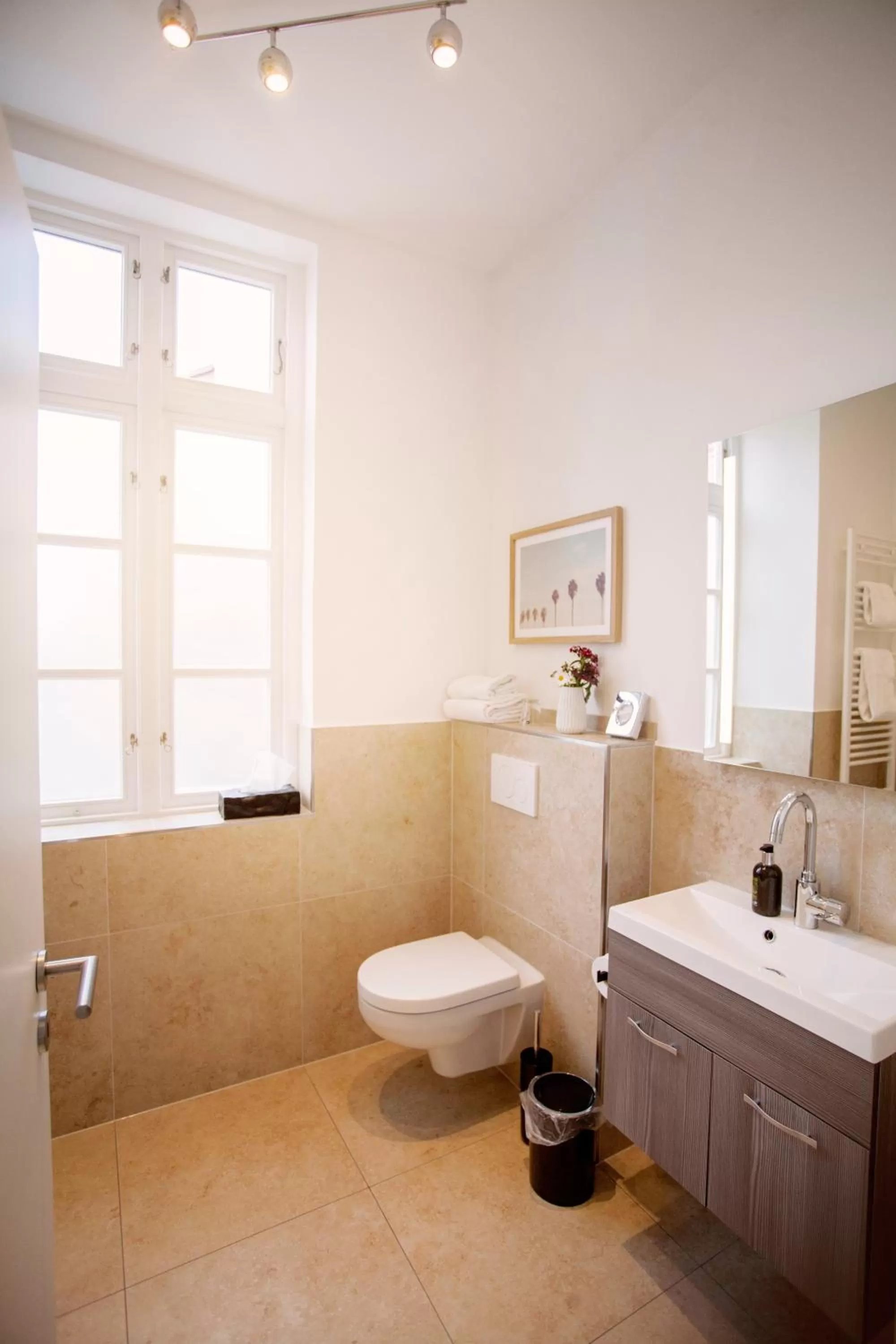 Shower in ONNO Boutique Hotel & Apartments