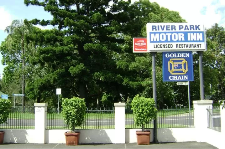 River Park Motor Inn