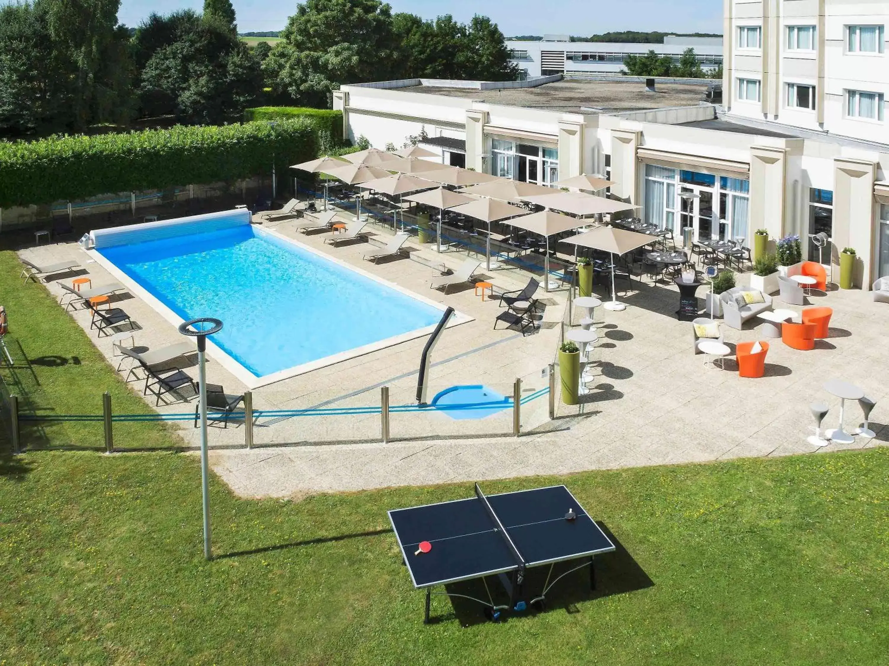 Sports, Pool View in Novotel Bourges