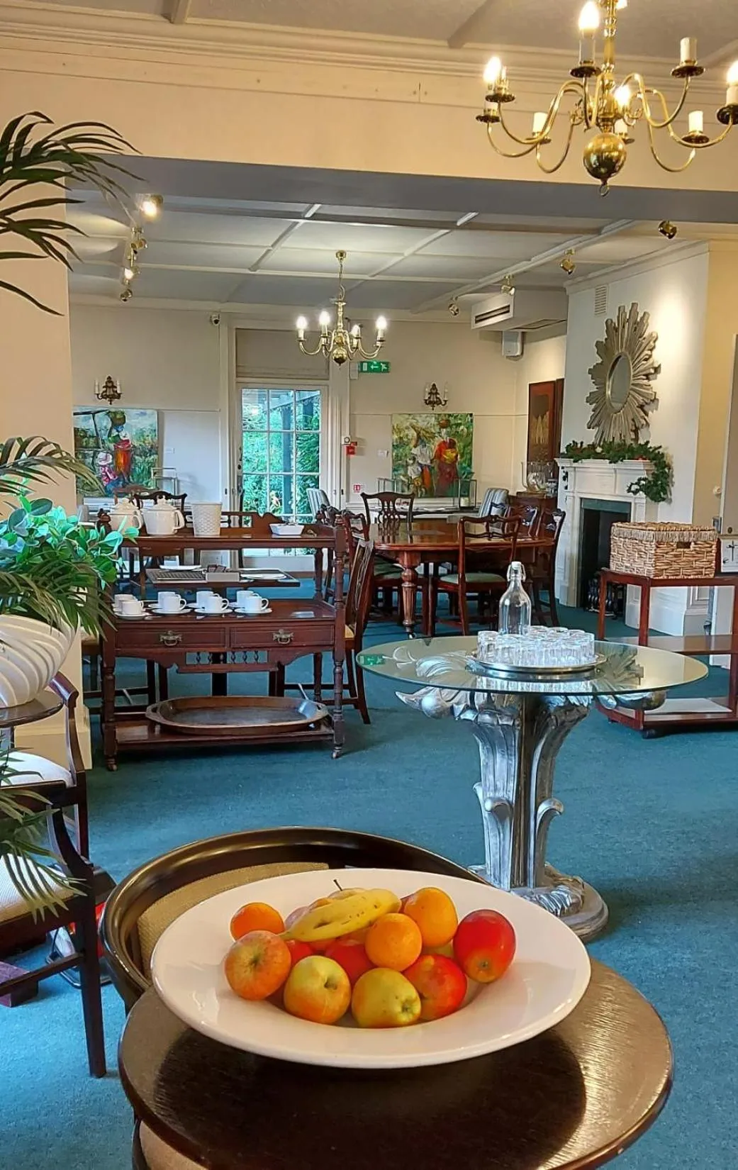 Restaurant/places to eat in Hook House