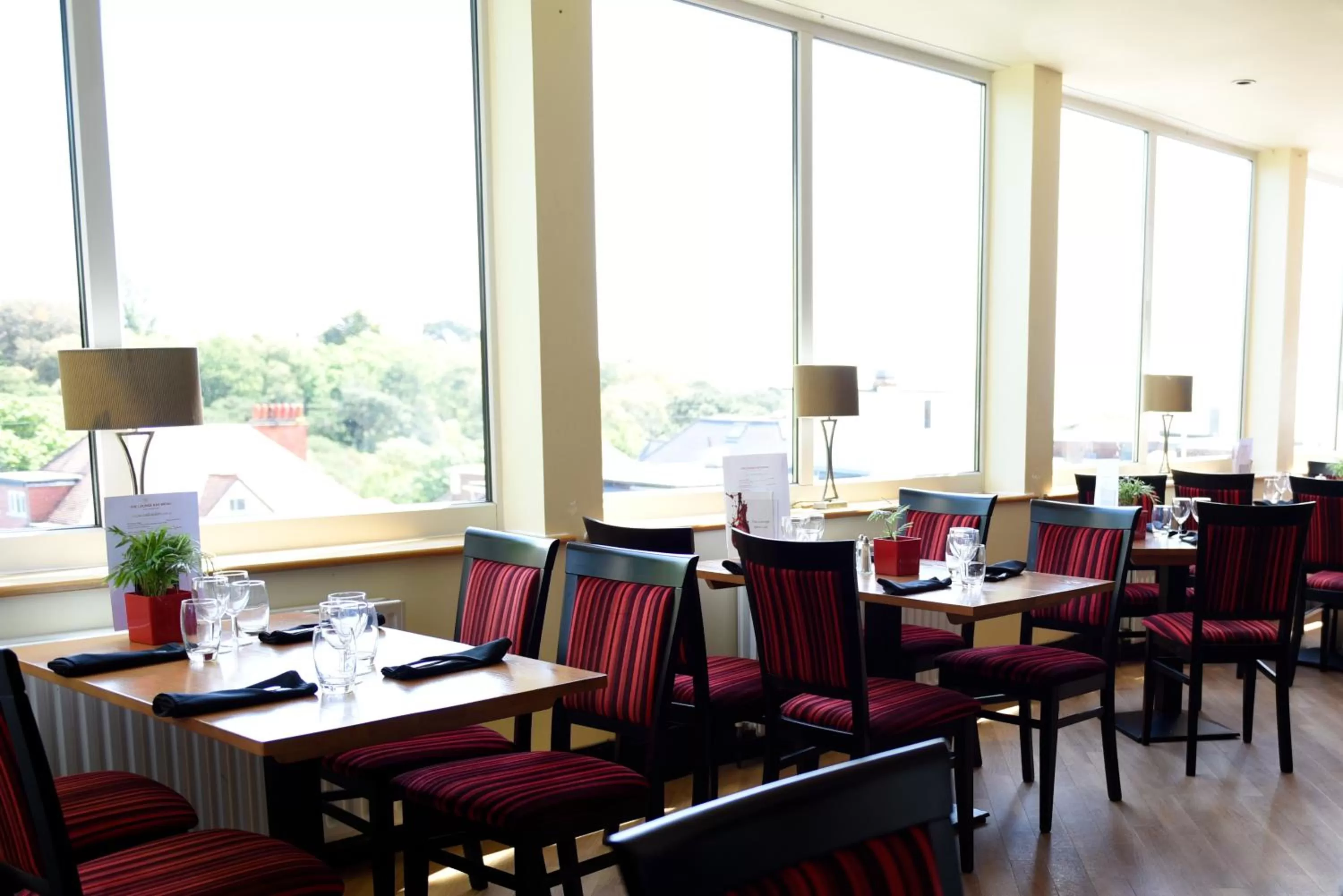 Lounge or bar in The Riviera Hotel & Apartments - Alum Chine