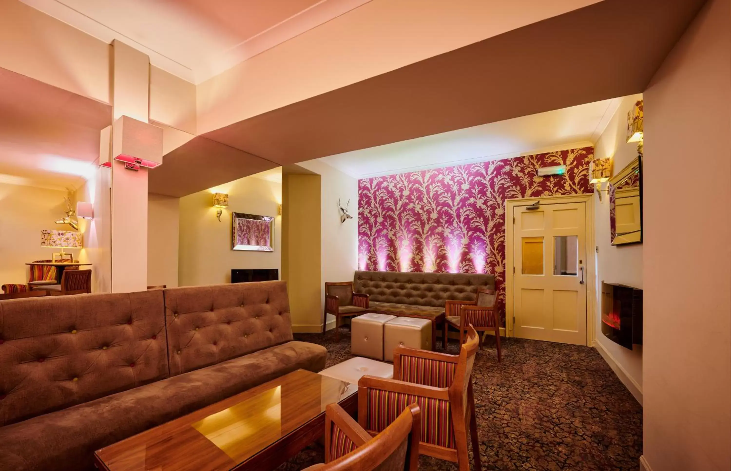 Lounge or bar in The Parklands Hotel