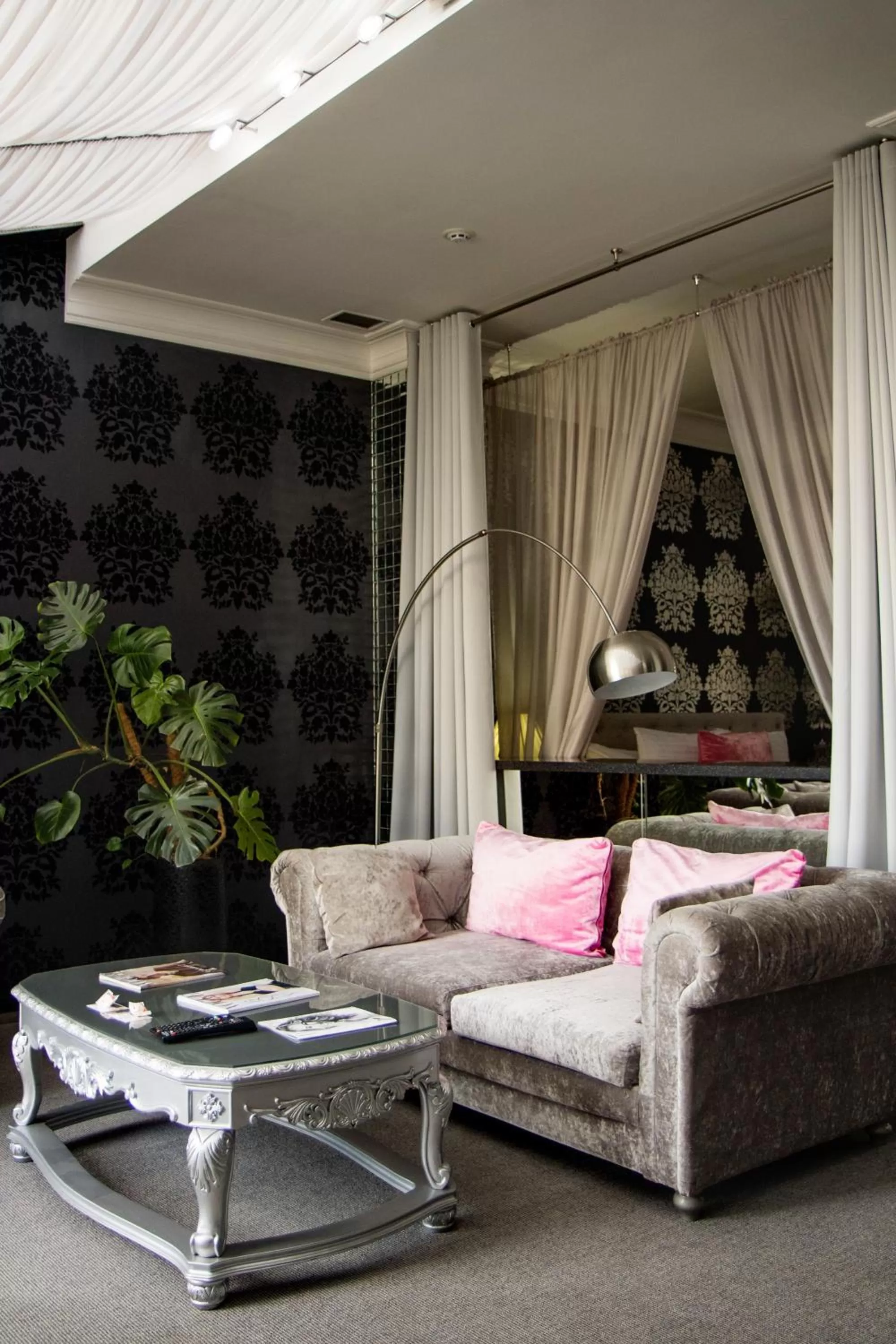 Living room in Boutique Spa Casino Hotel Lybid Plaza