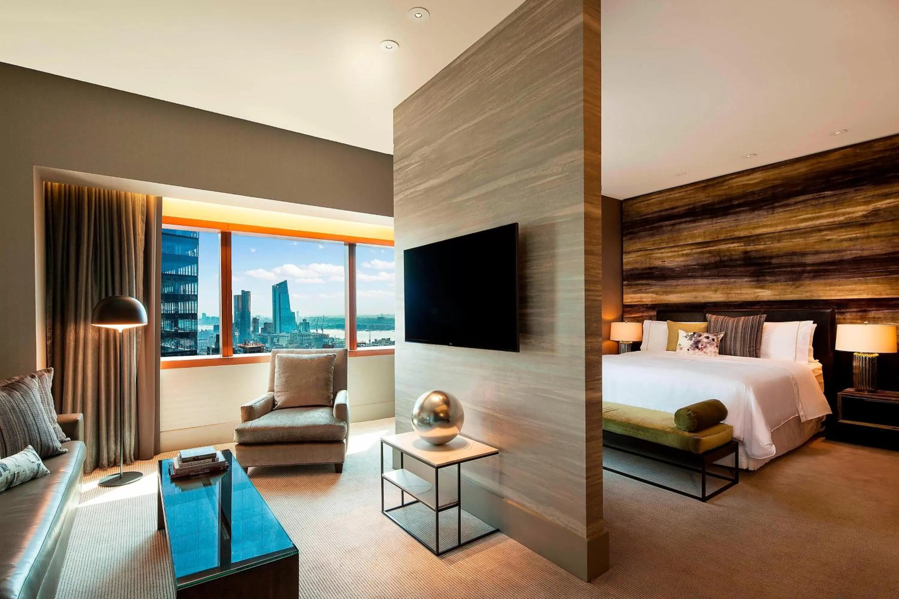 Photo of the whole room, Bed in The Westin New York at Times Square