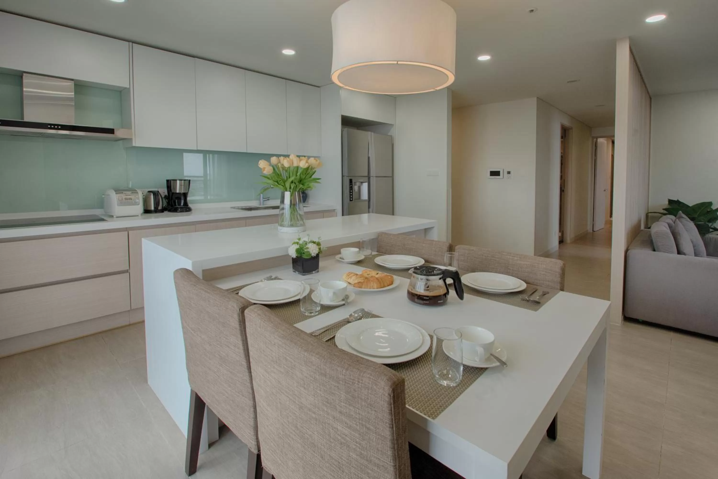 Dining area in GRANFERTE Phnom Penh Hotel