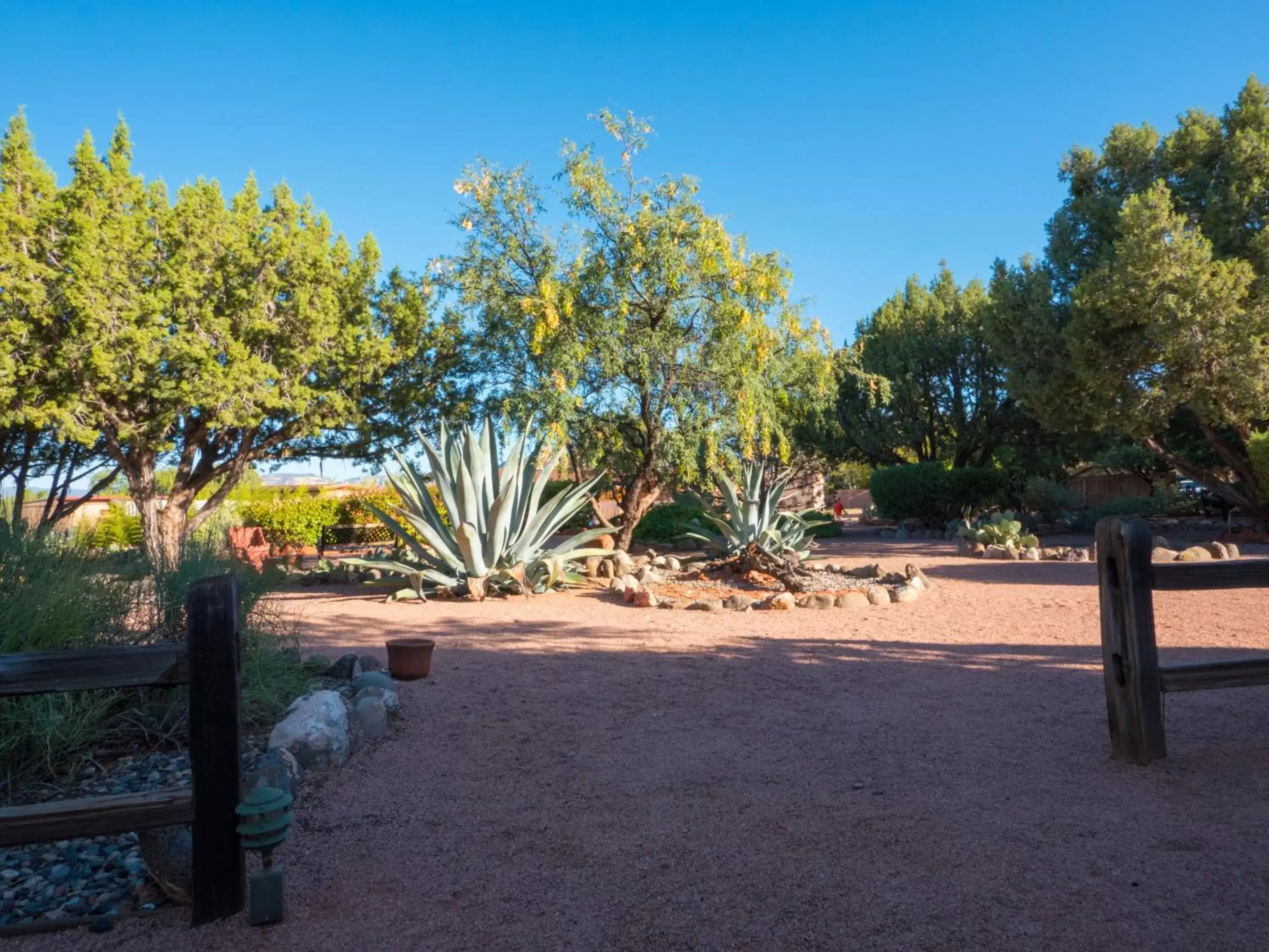 Garden, Beach in Sky Ranch Lodge