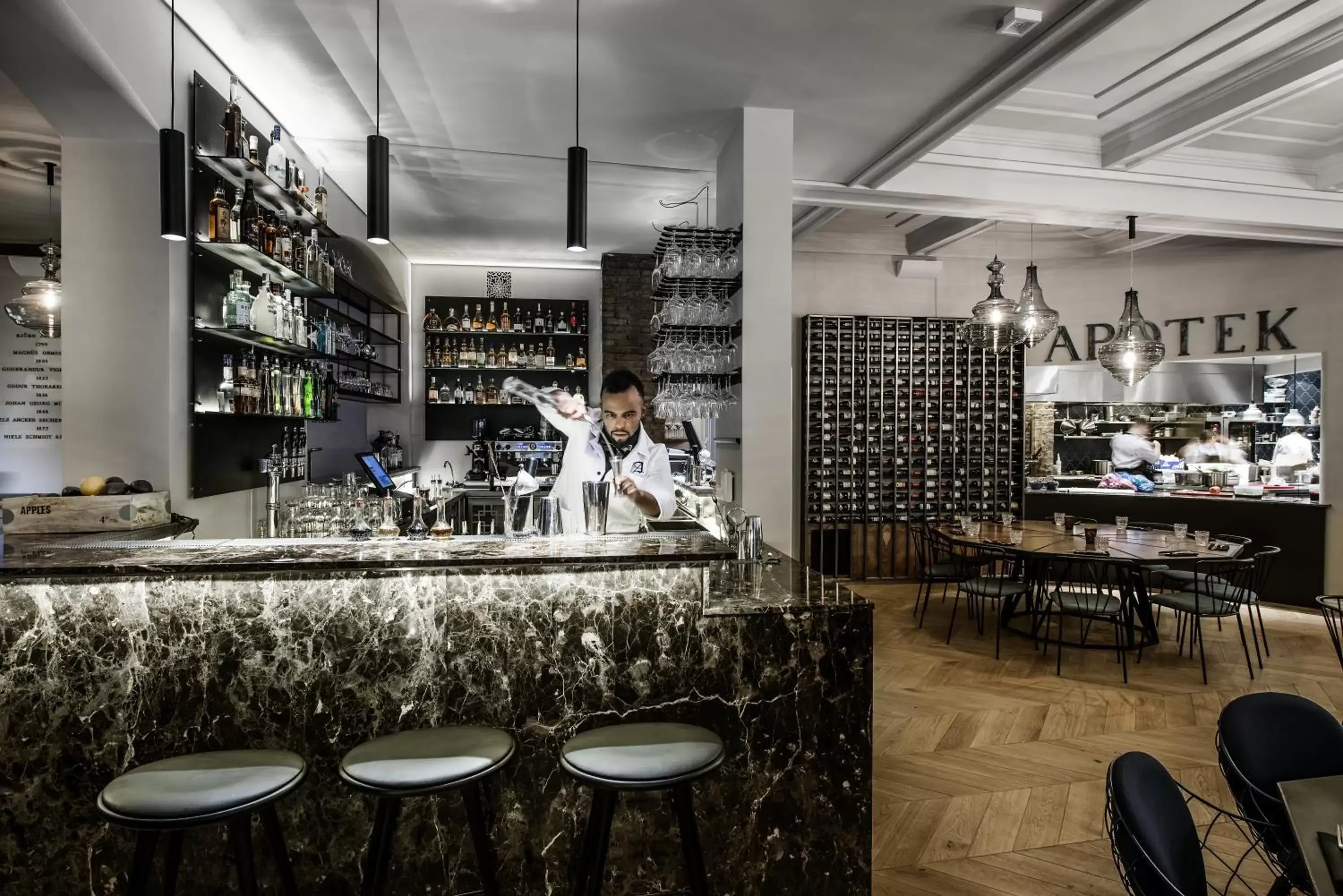 Restaurant/places to eat in Apótek Hotel Reykjavík by Keahotels Restaurant/places to eat in Apótek Hotel Reykjavík by Keahotels