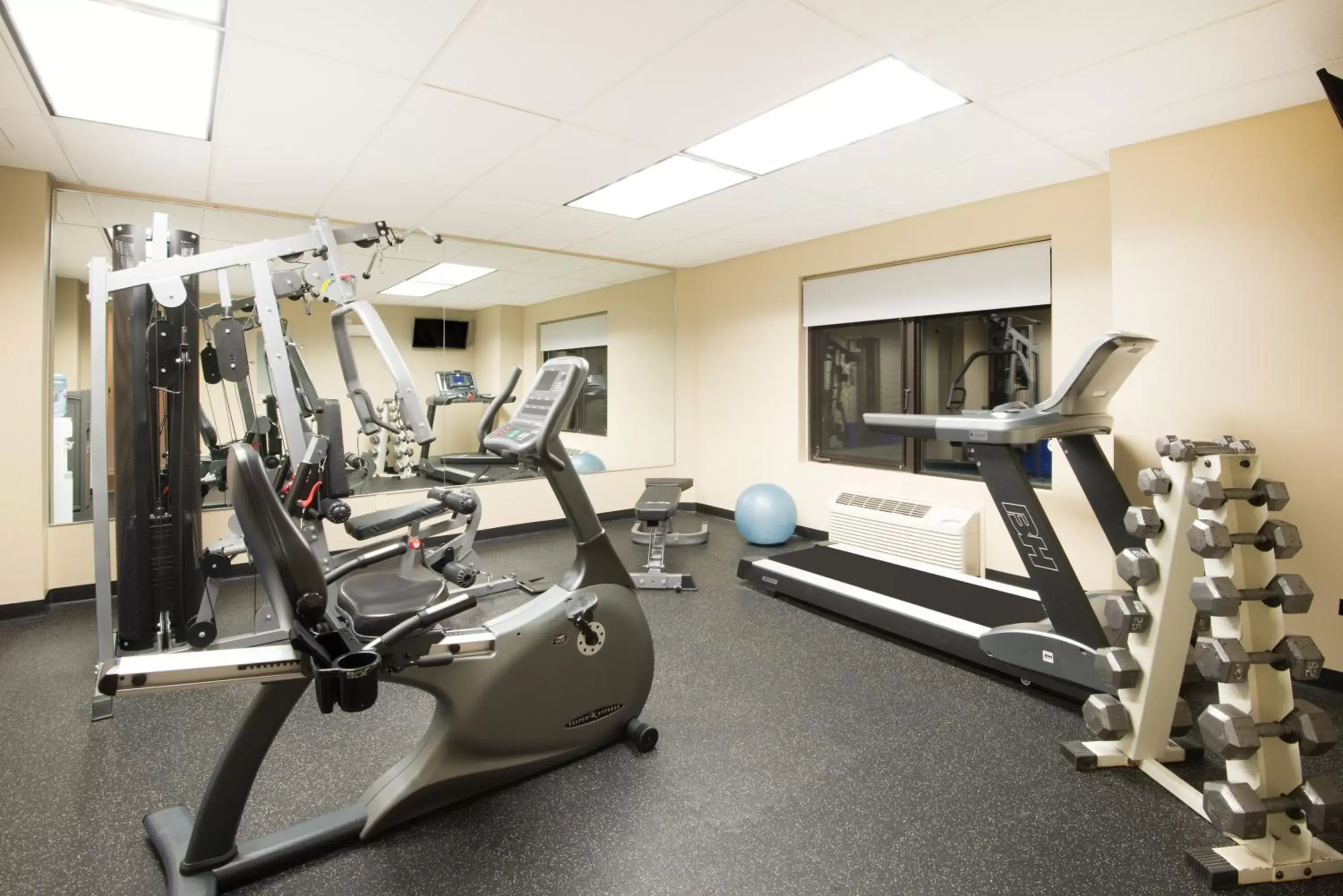 Fitness centre/facilities, Fitness Center/Facilities in Ramada by Wyndham St. John's