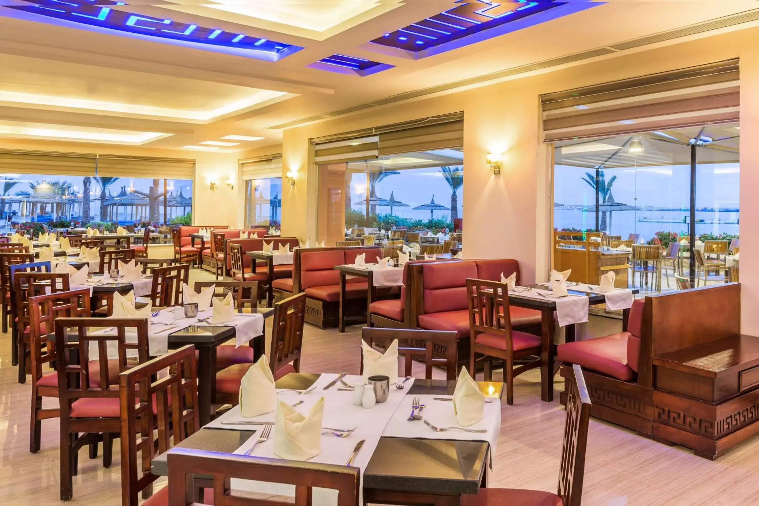 Restaurant/Places to Eat in Beach Albatros Resort - Hurghada