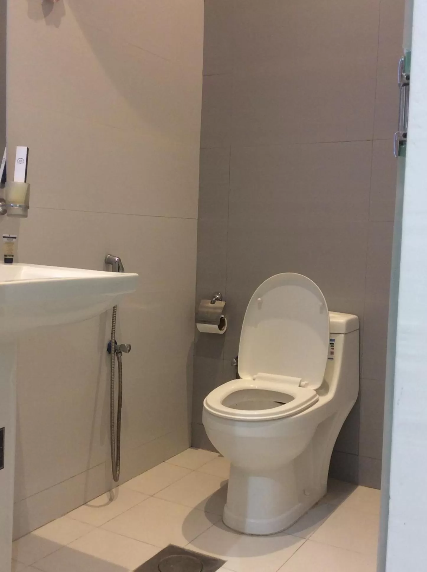 Bathroom in Admire Apart' Hotel