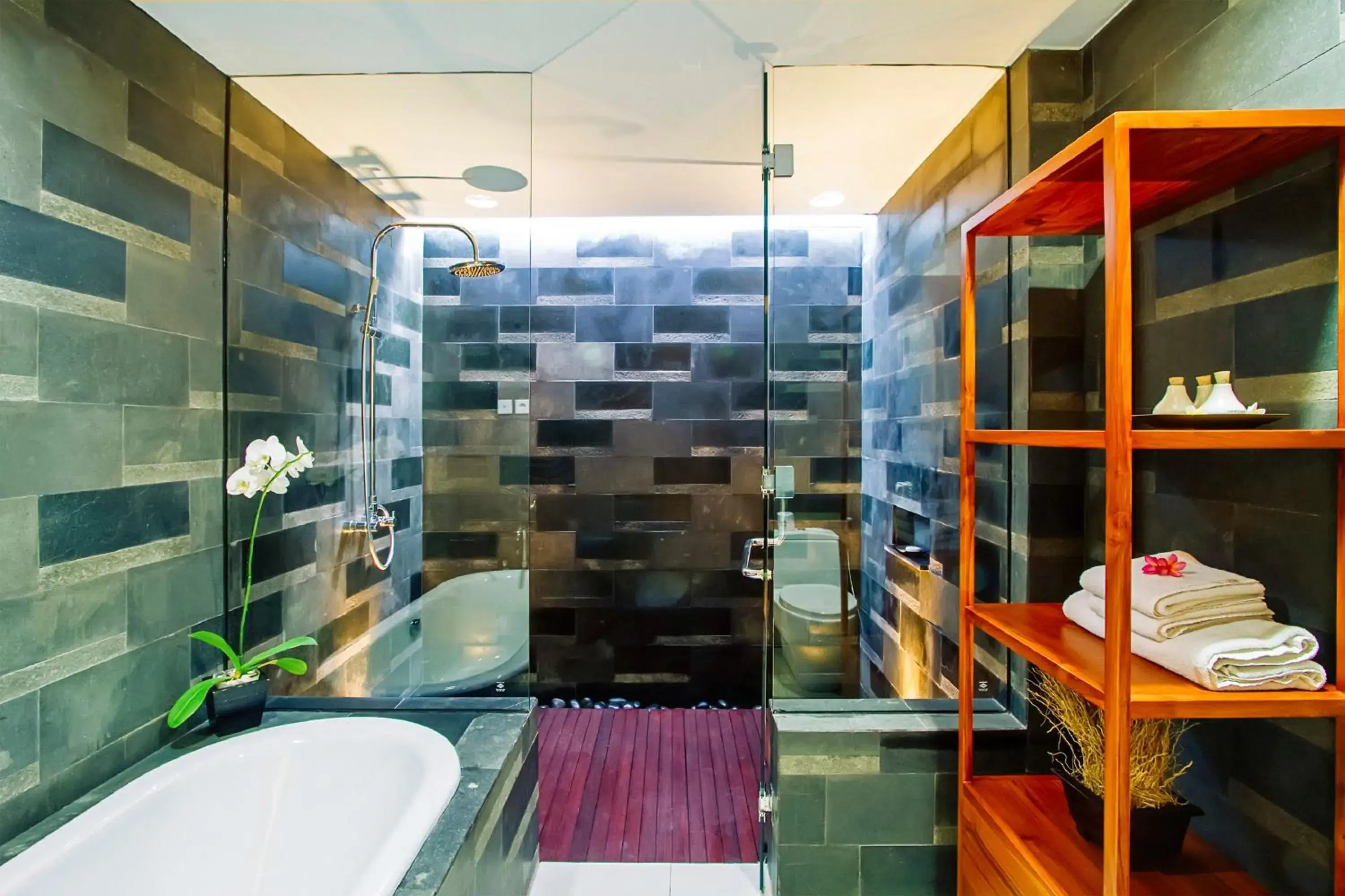 Bathroom in Rama Beach Resort And Villas