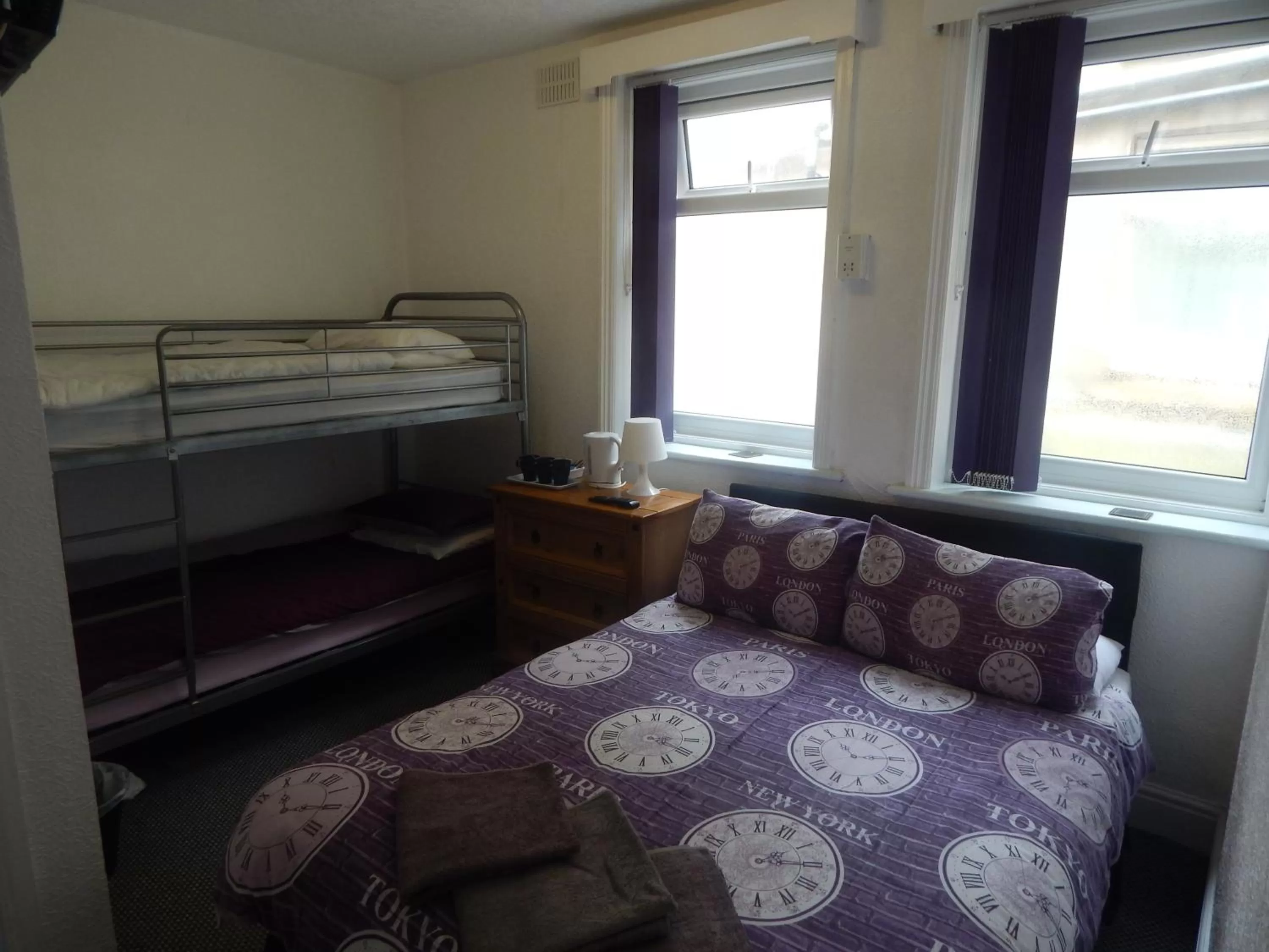 Bunk Bed in Llanryan Guest House