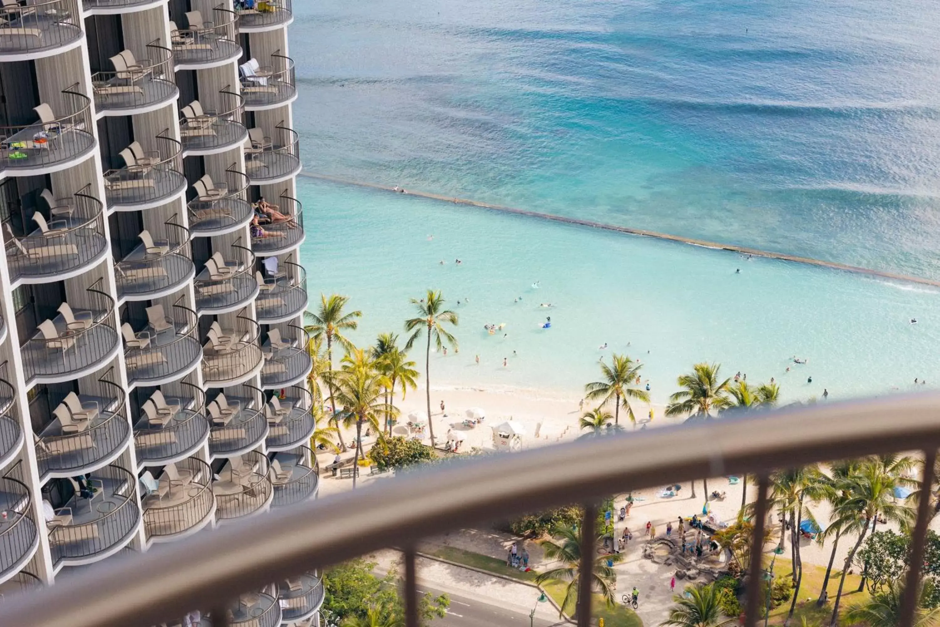 Photo of the whole room in Waikiki Beach Marriott Resort & Spa