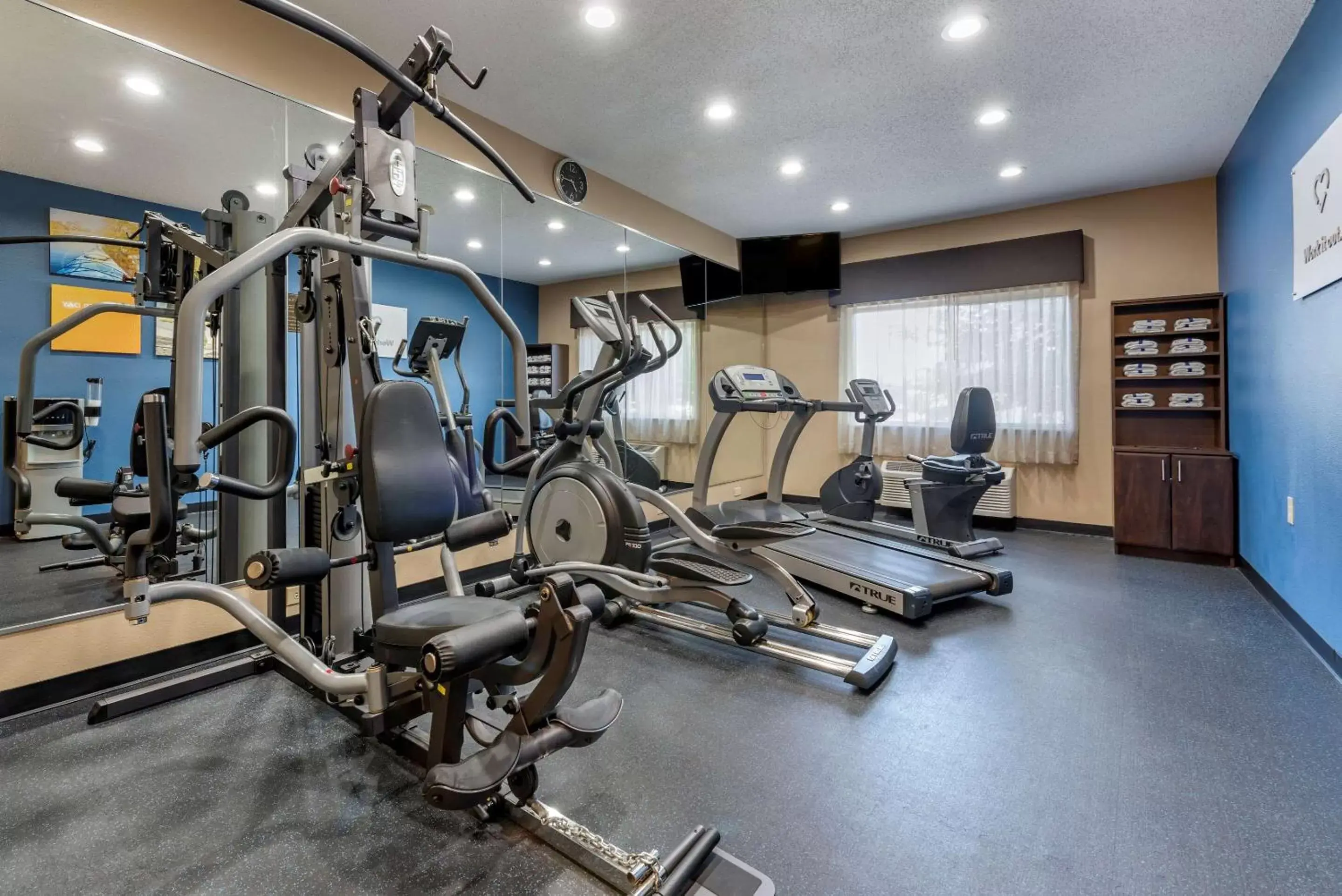 Fitness centre/facilities, Fitness Center/Facilities in Comfort Suites Terre Haute University Area
