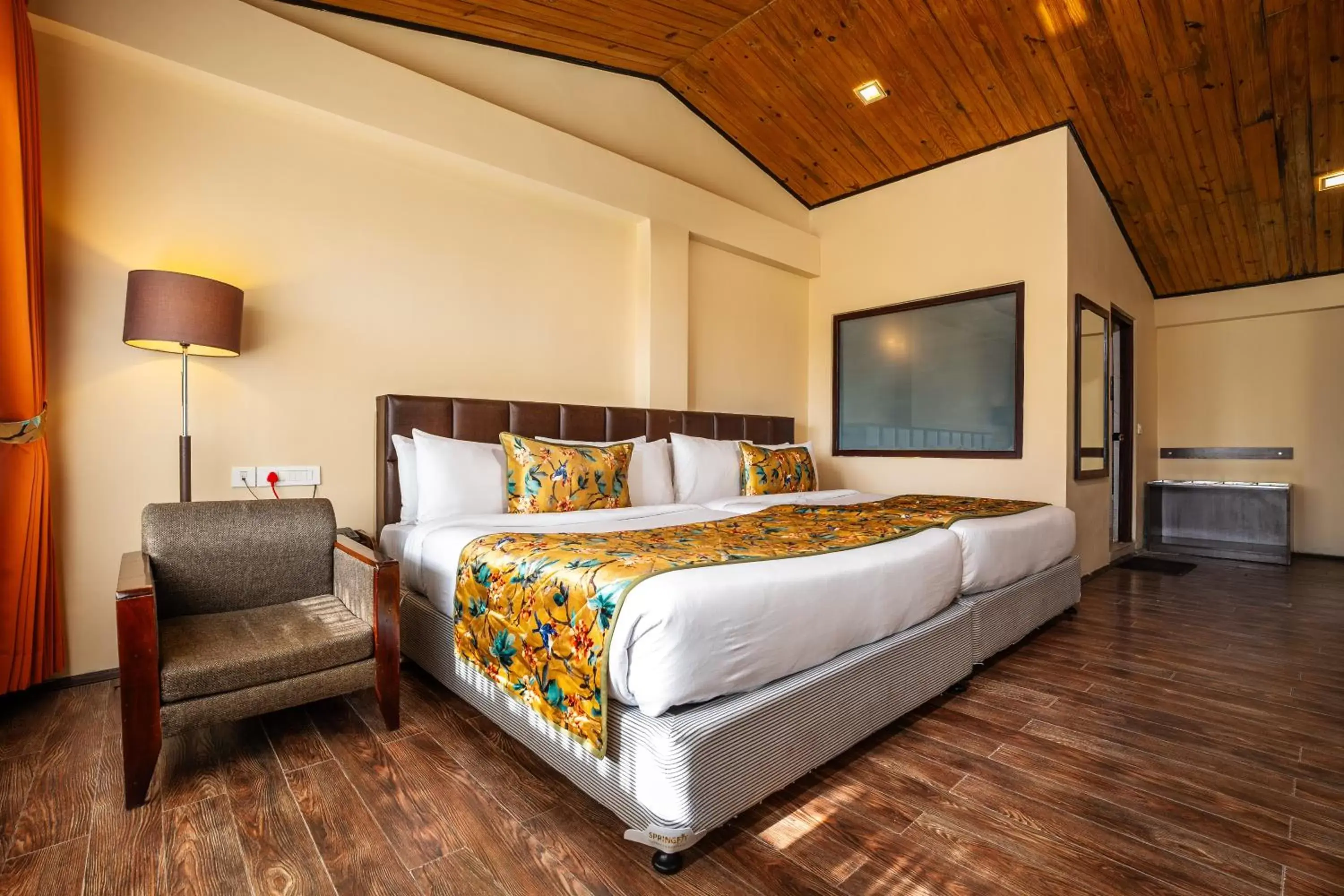 Bed in Summit Norling Resort & Spa