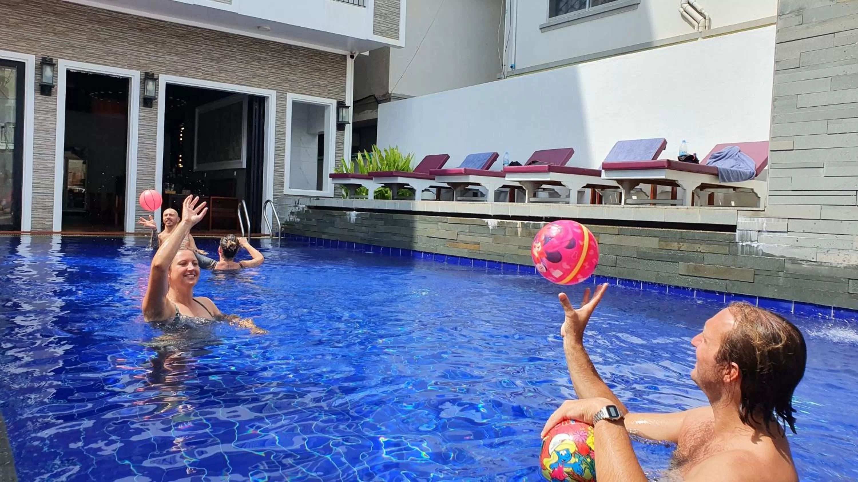 Swimming Pool in Long Night Siem Reap Hotel