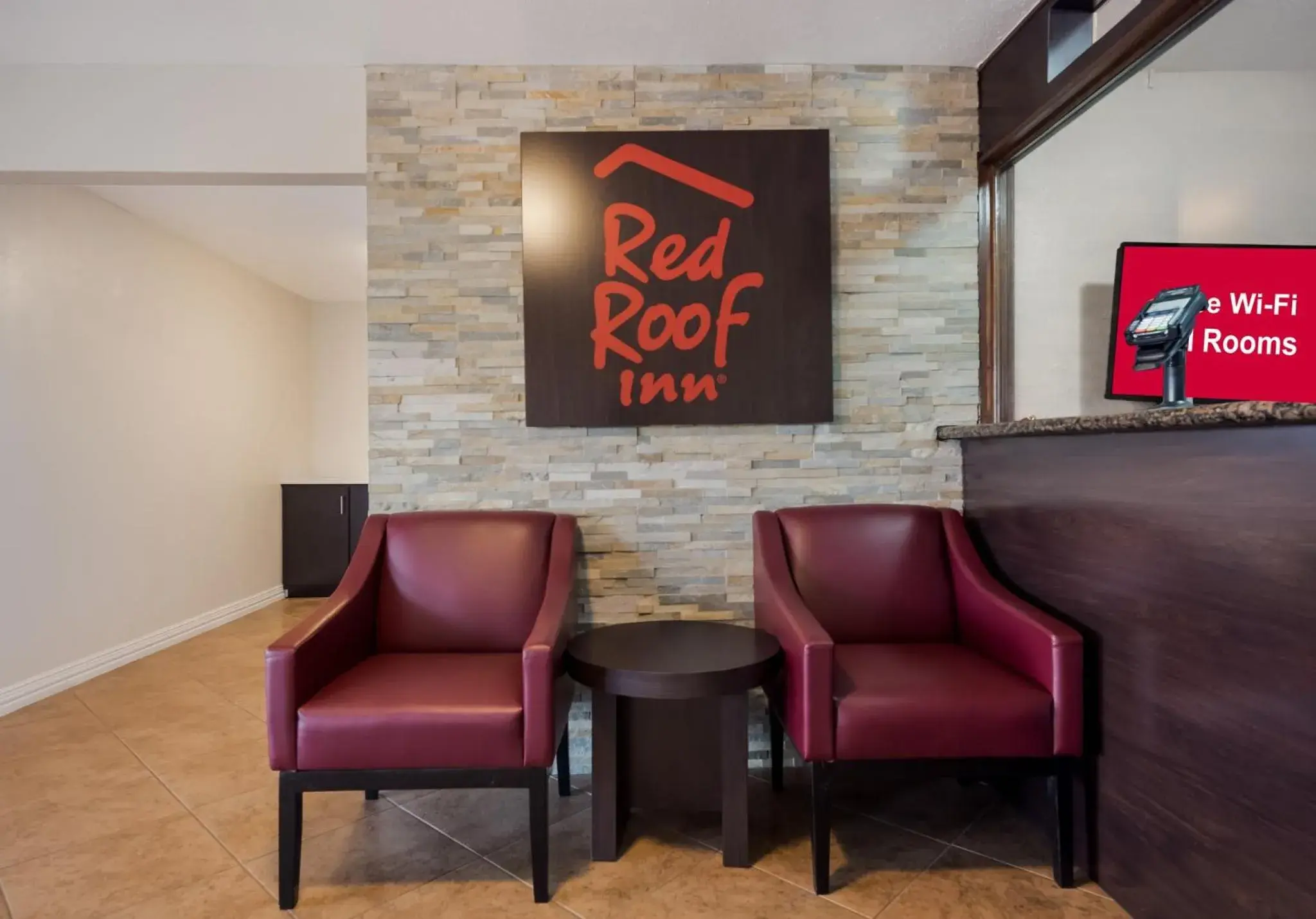 Lobby or reception in Red Roof Inn Madisonville