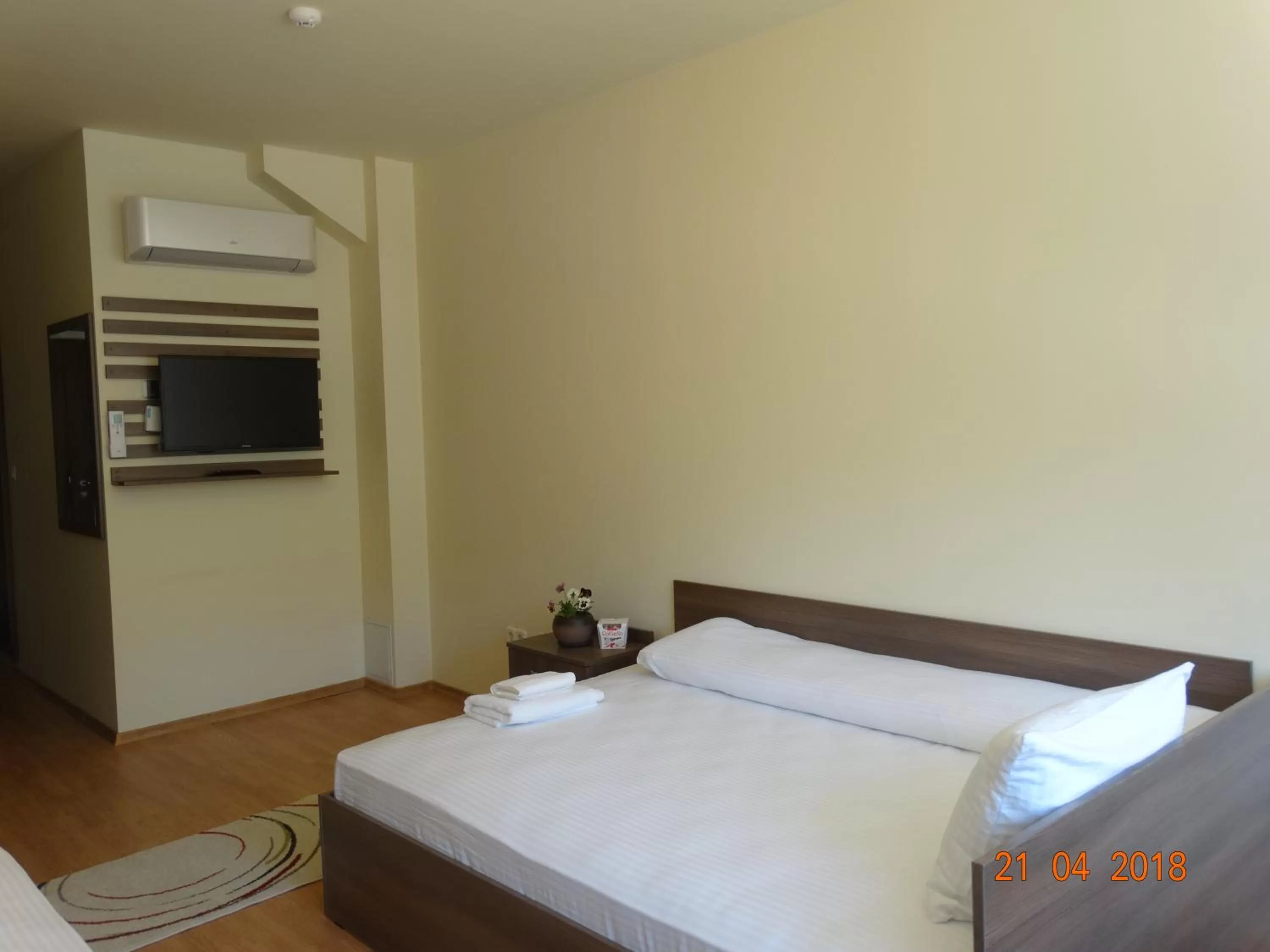 Bed in Hotel Lago Peshtera