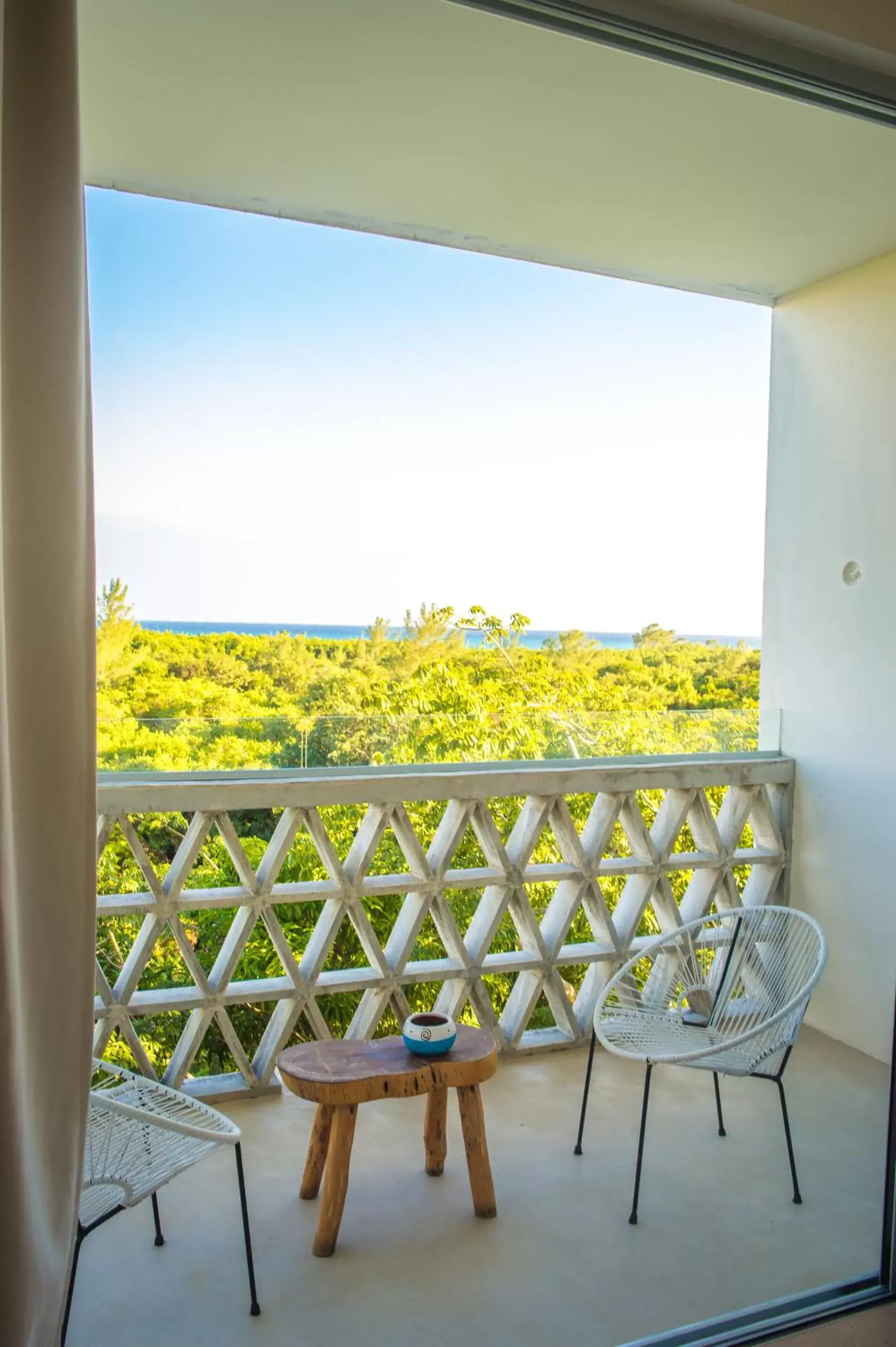 Natural landscape, Balcony/Terrace in Suites Cielo y Mar