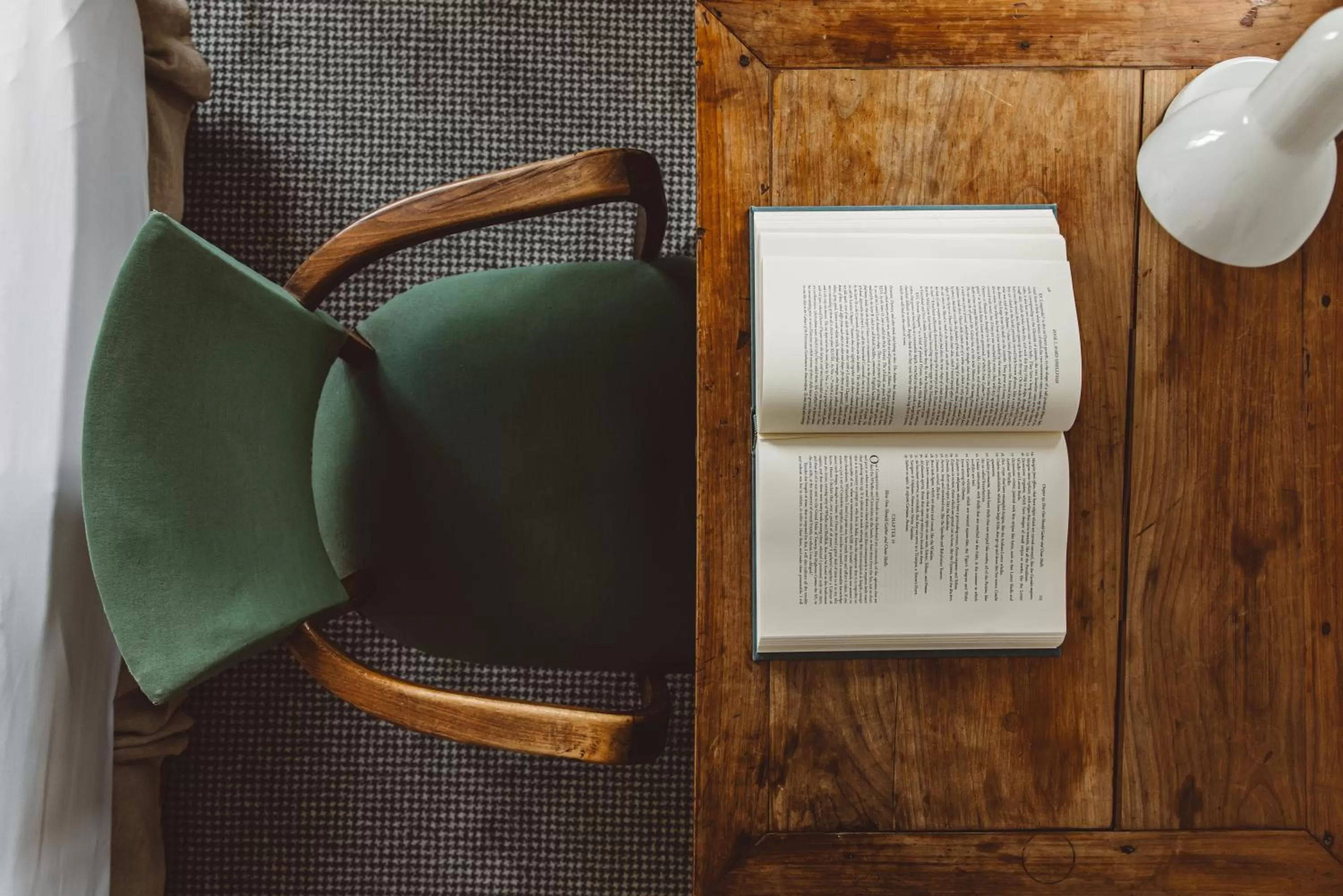Seating area in Hôtel Arvor Saint Georges