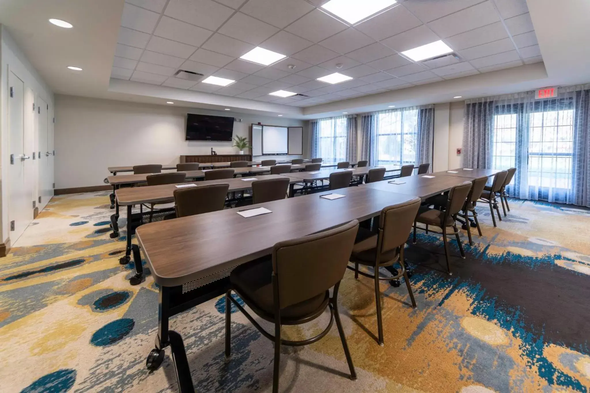 Meeting/conference room in Staybridge Suites - Summerville, an IHG Hotel