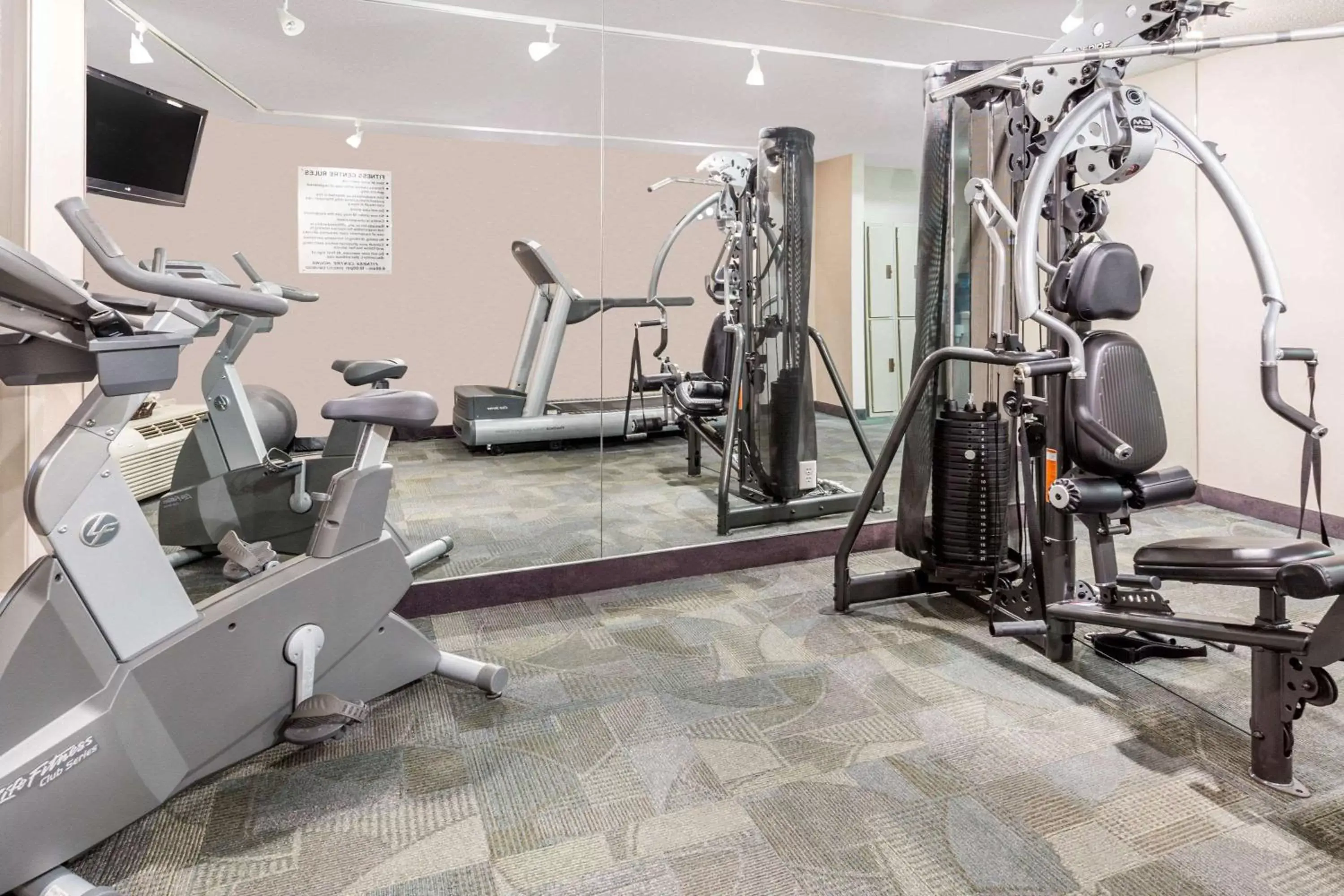 Activities, Fitness Center/Facilities in Ramada by Wyndham Kamloops