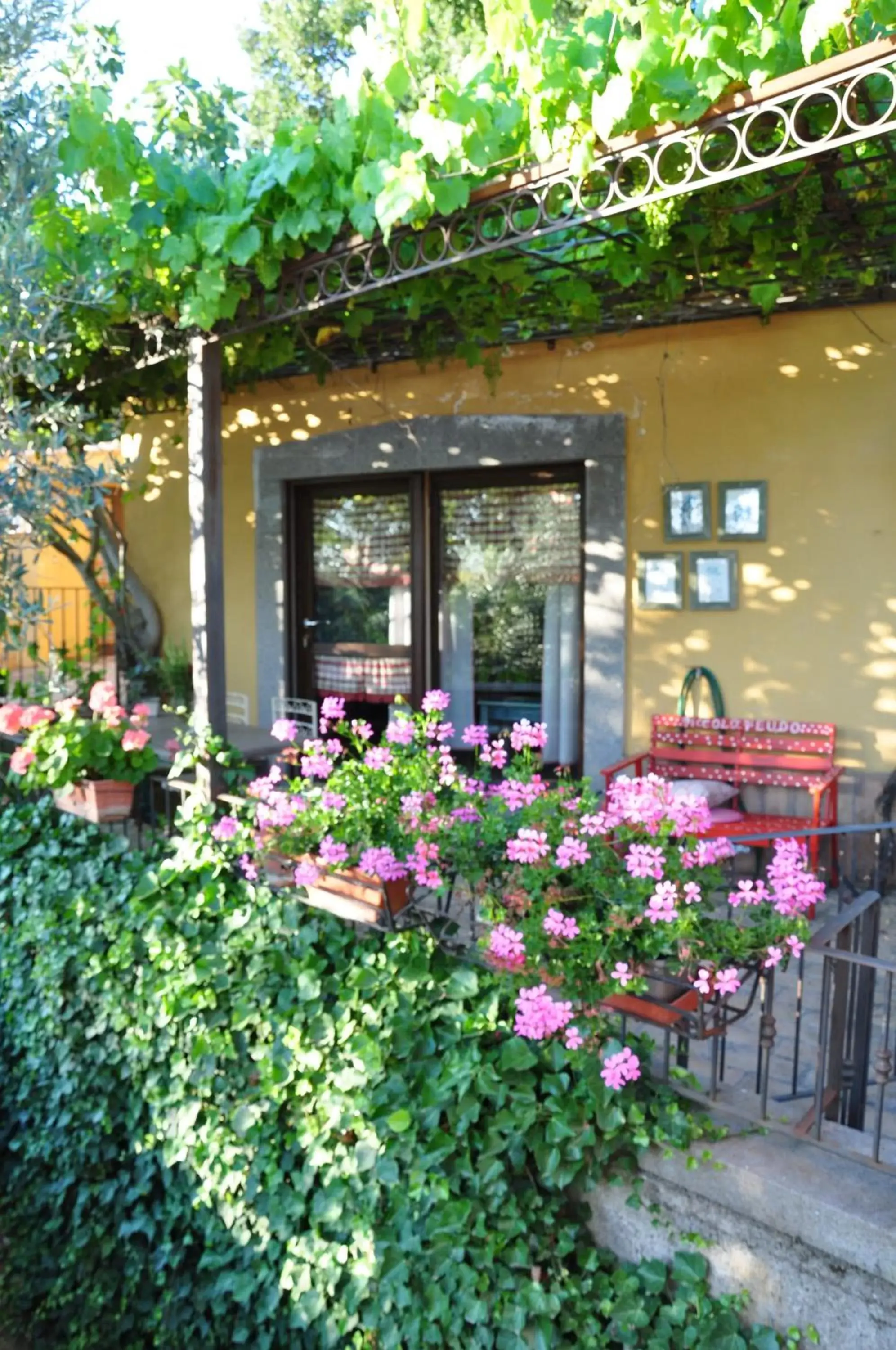 Facade/entrance, Restaurant/Places to Eat in Piccolo Feudo Green Resort