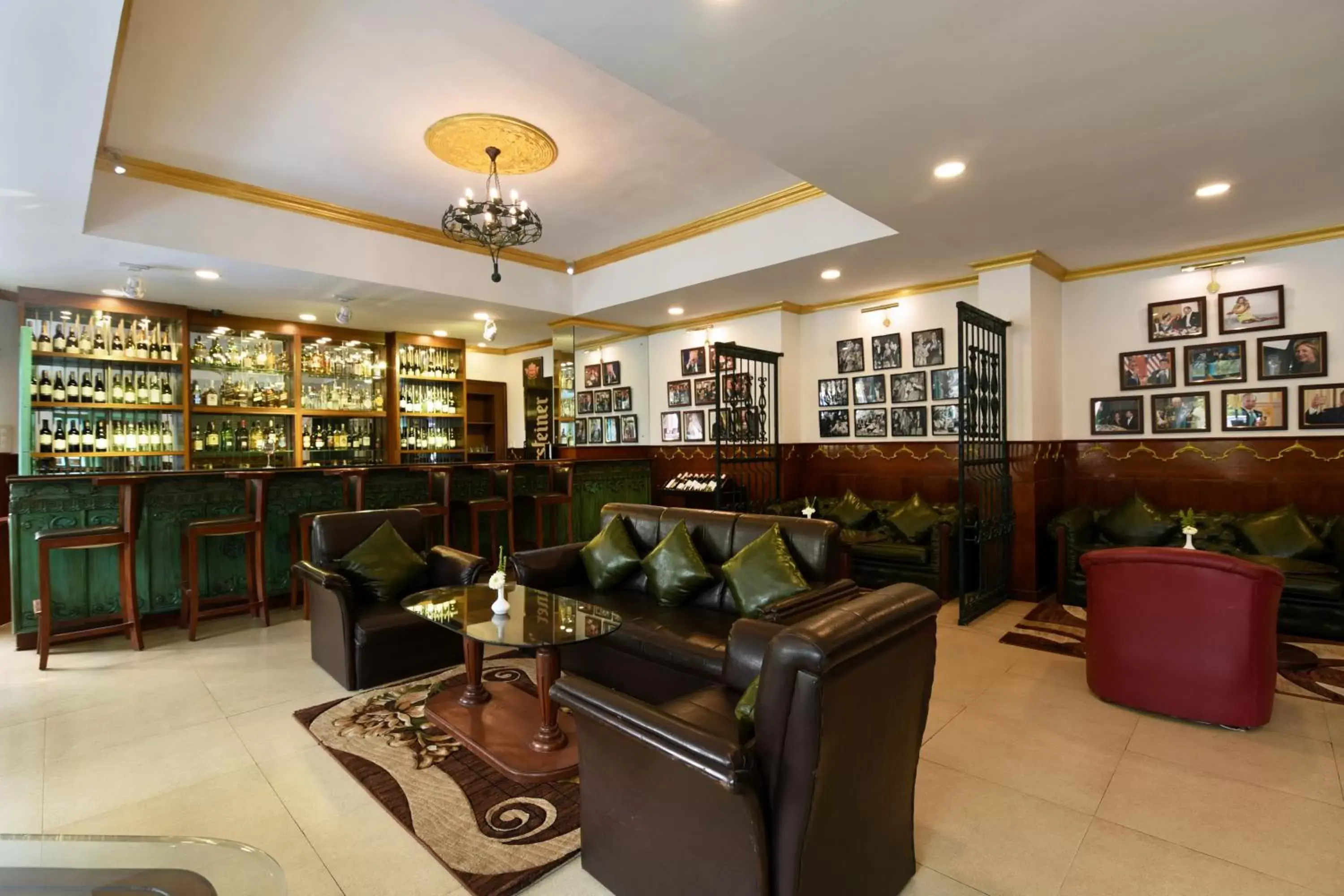 Lounge or bar in Park Village Resort by KGH Group