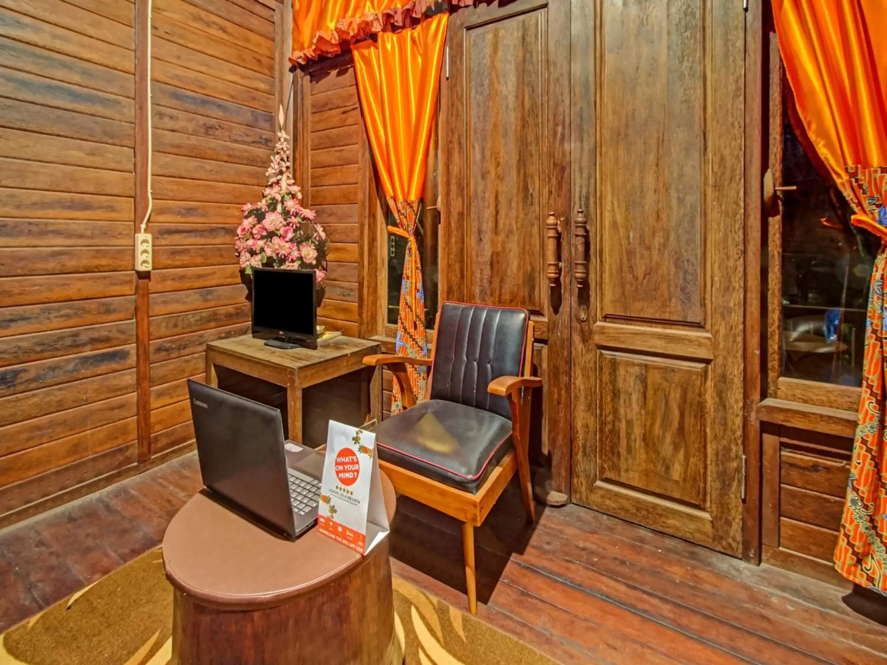 Lobby or reception, Seating Area in SUPER OYO 90031 Villa Papada