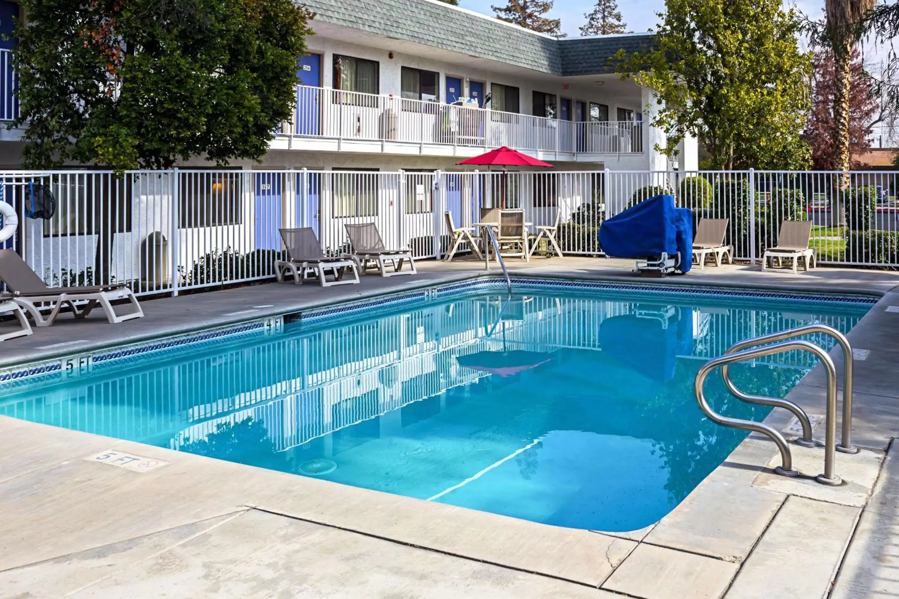 On site, Swimming Pool in Motel 6-Porterville, CA