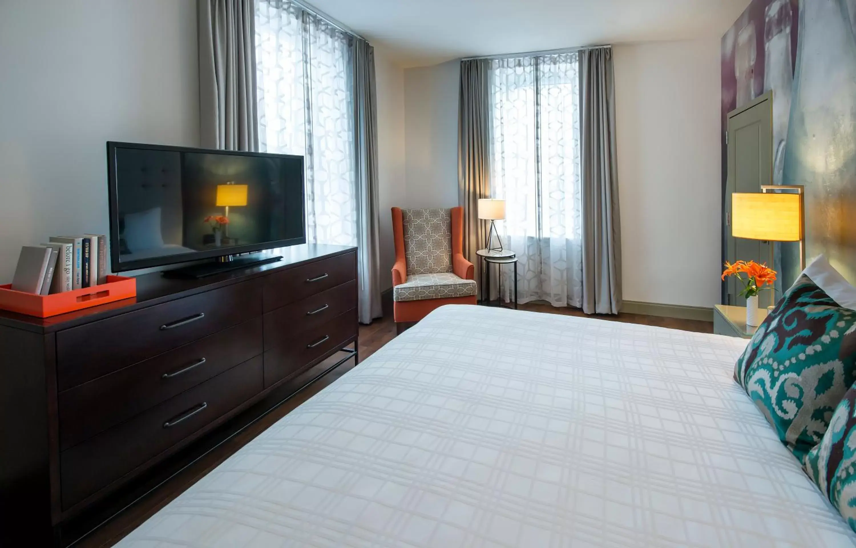 Premium Room in Hotel Indigo Savannah Historic District, an IHG Hotel