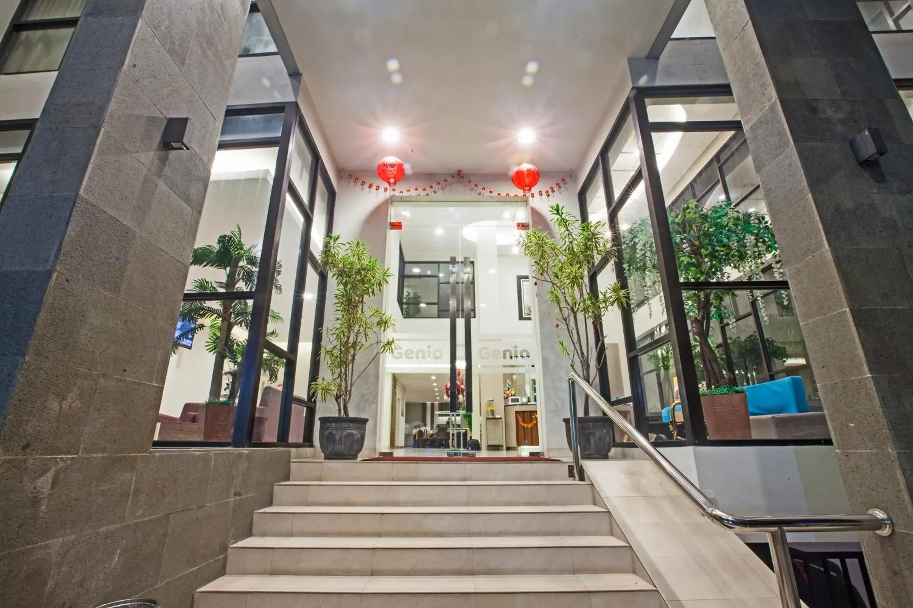 Facade/entrance in Genio Hotel Manado Facade/entrance in Genio Hotel Manado