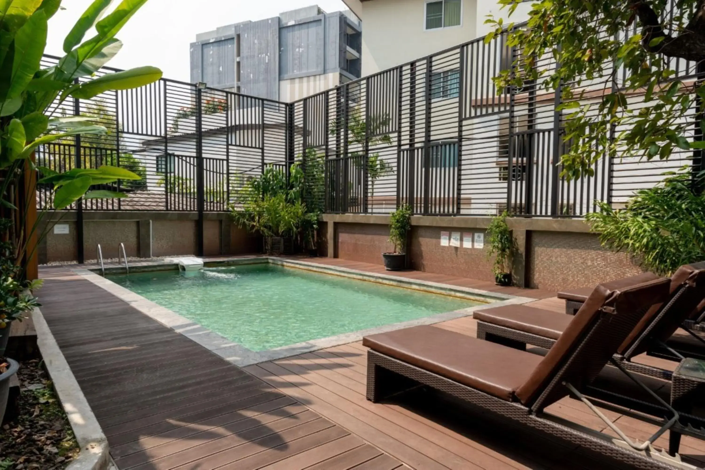 Swimming Pool in Sanae' Hotel Chiang Mai