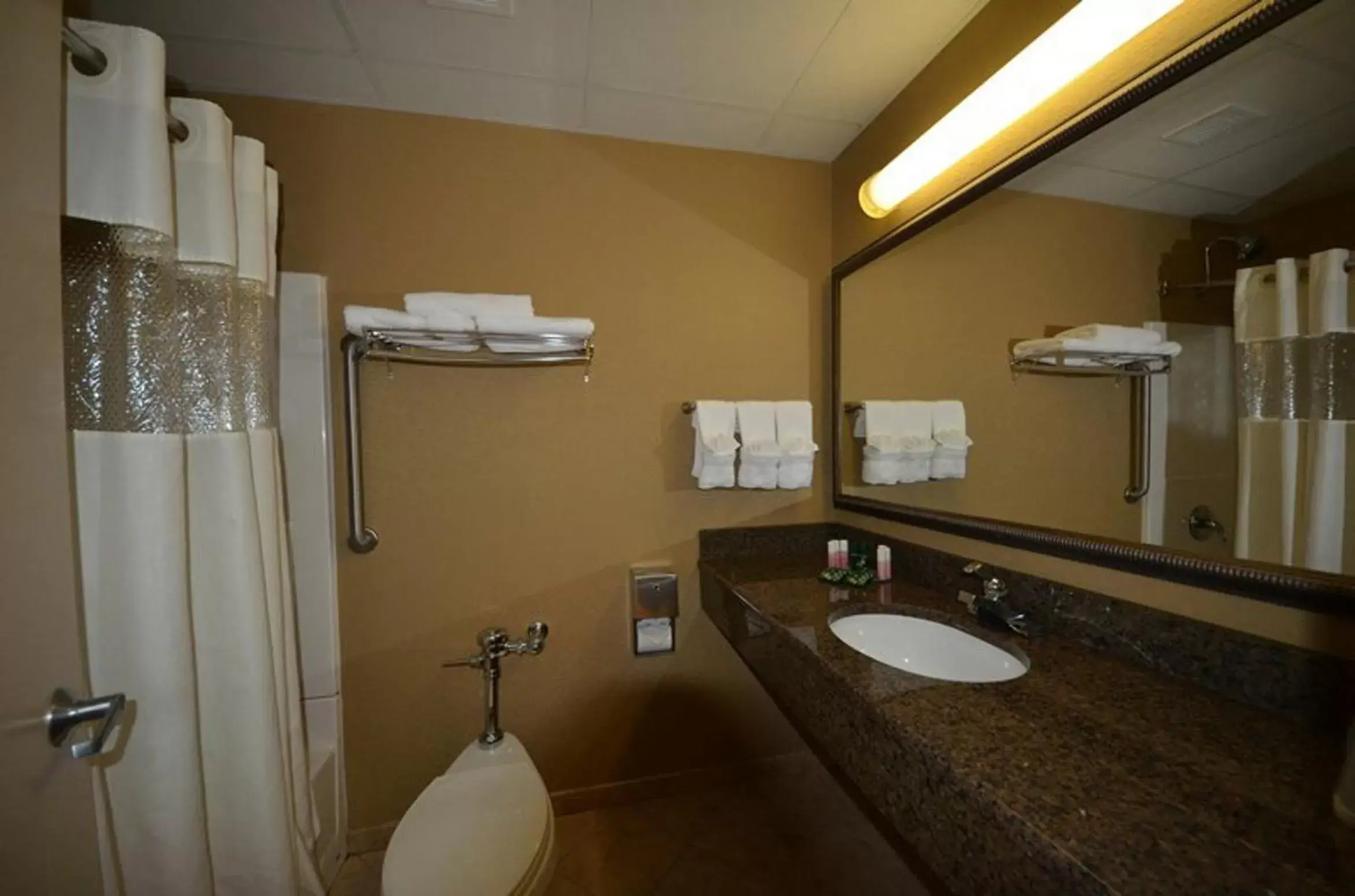 Bathroom in Sheridan Hotel