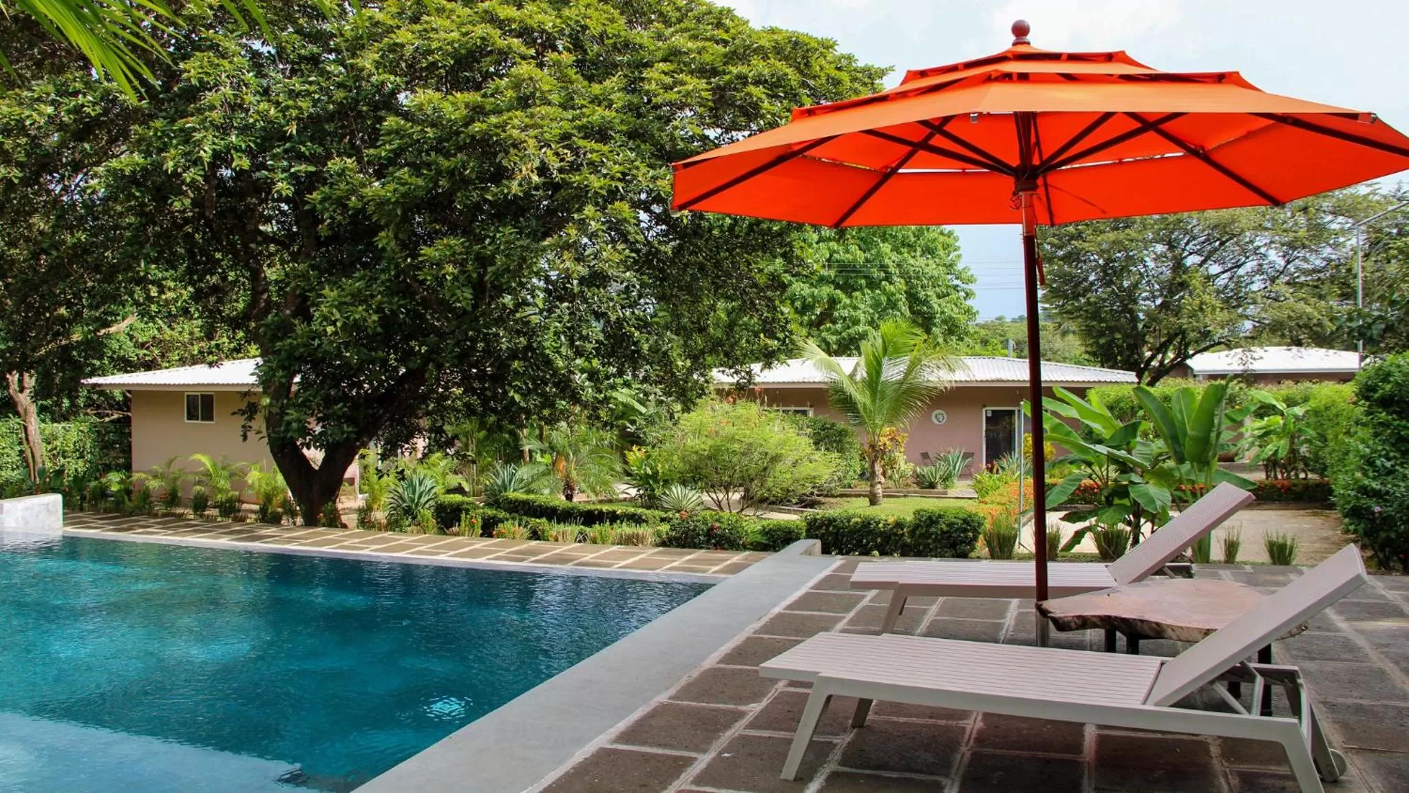 Pool view, Swimming Pool in Tee-K Lodge Tamarindo