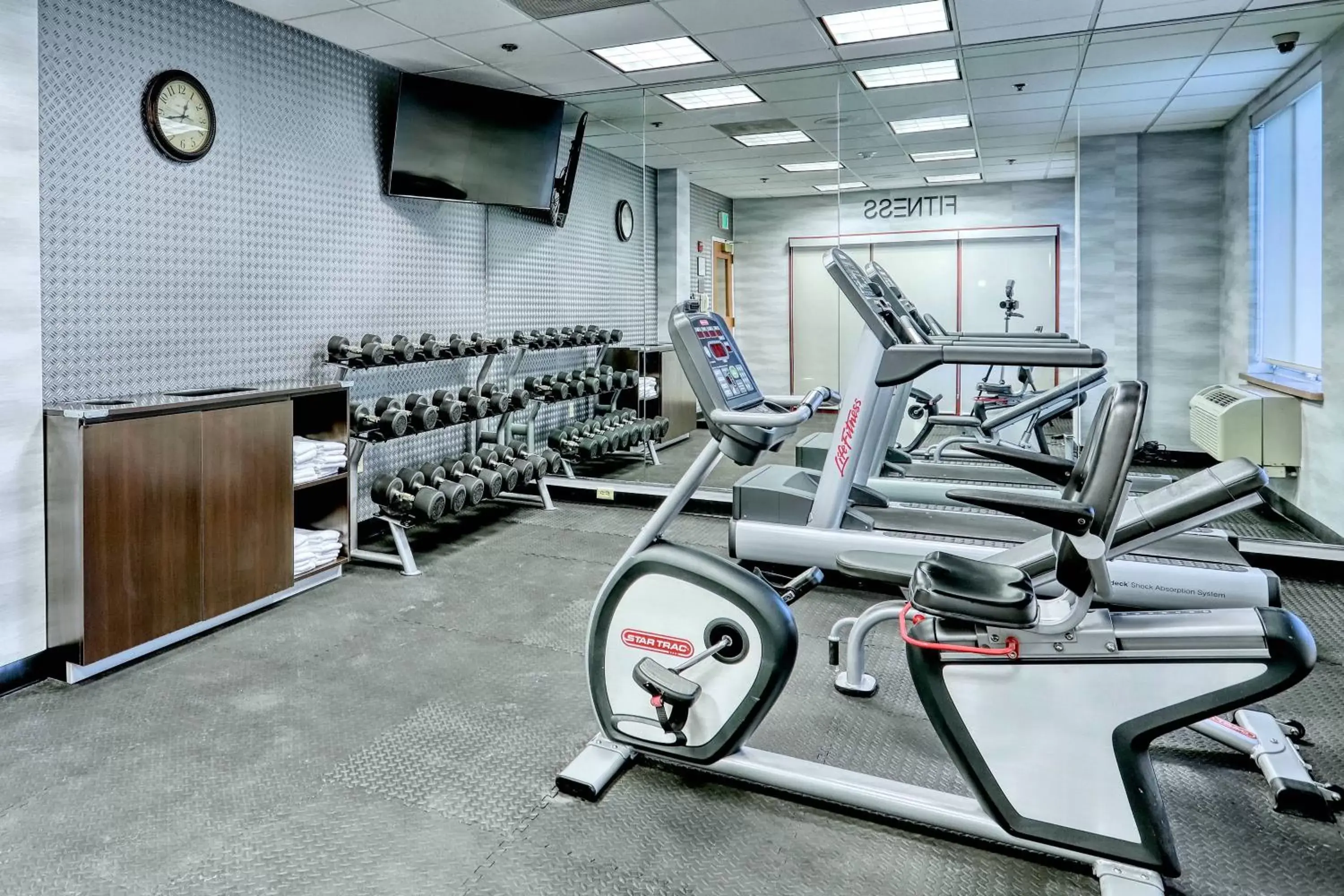 Fitness centre/facilities, Fitness Center/Facilities in Fairfield Inn & Suites Woodbridge
