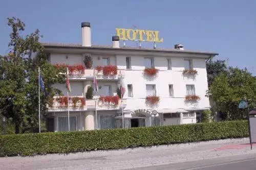 Facade/entrance in Hotel Al Sole