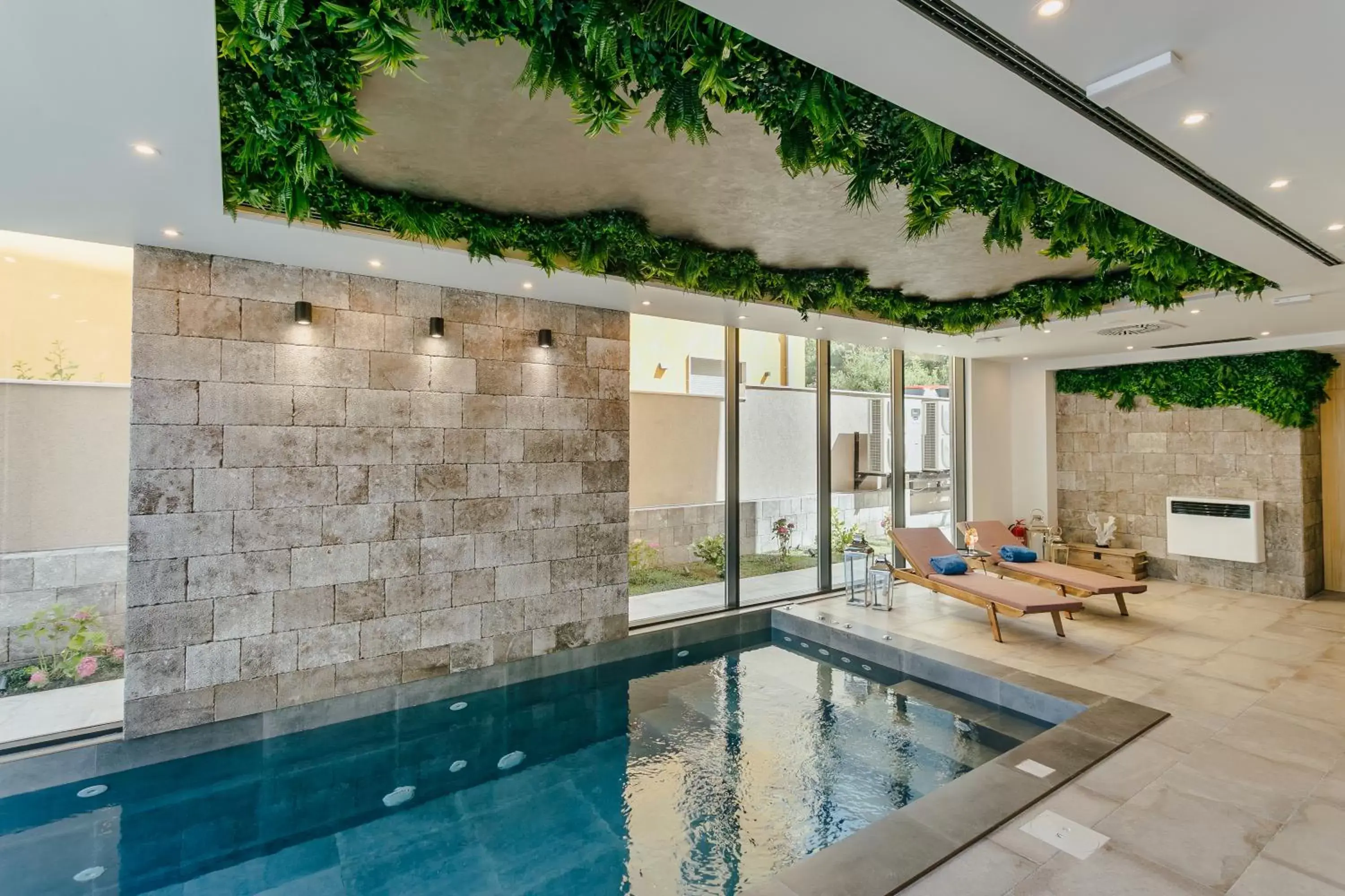 Swimming pool in Boutique Hotel Casa del Mare - Vizura Swimming pool in Boutique Hotel Casa del Mare - Vizura